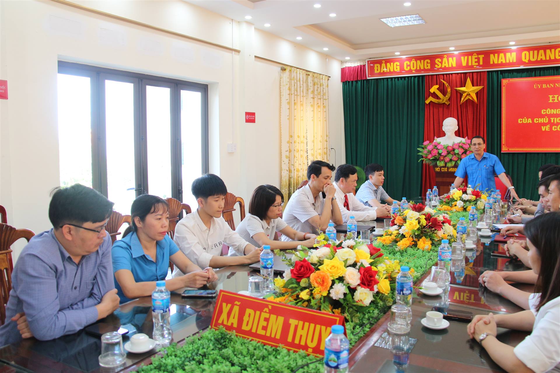 Anh-tin-bai