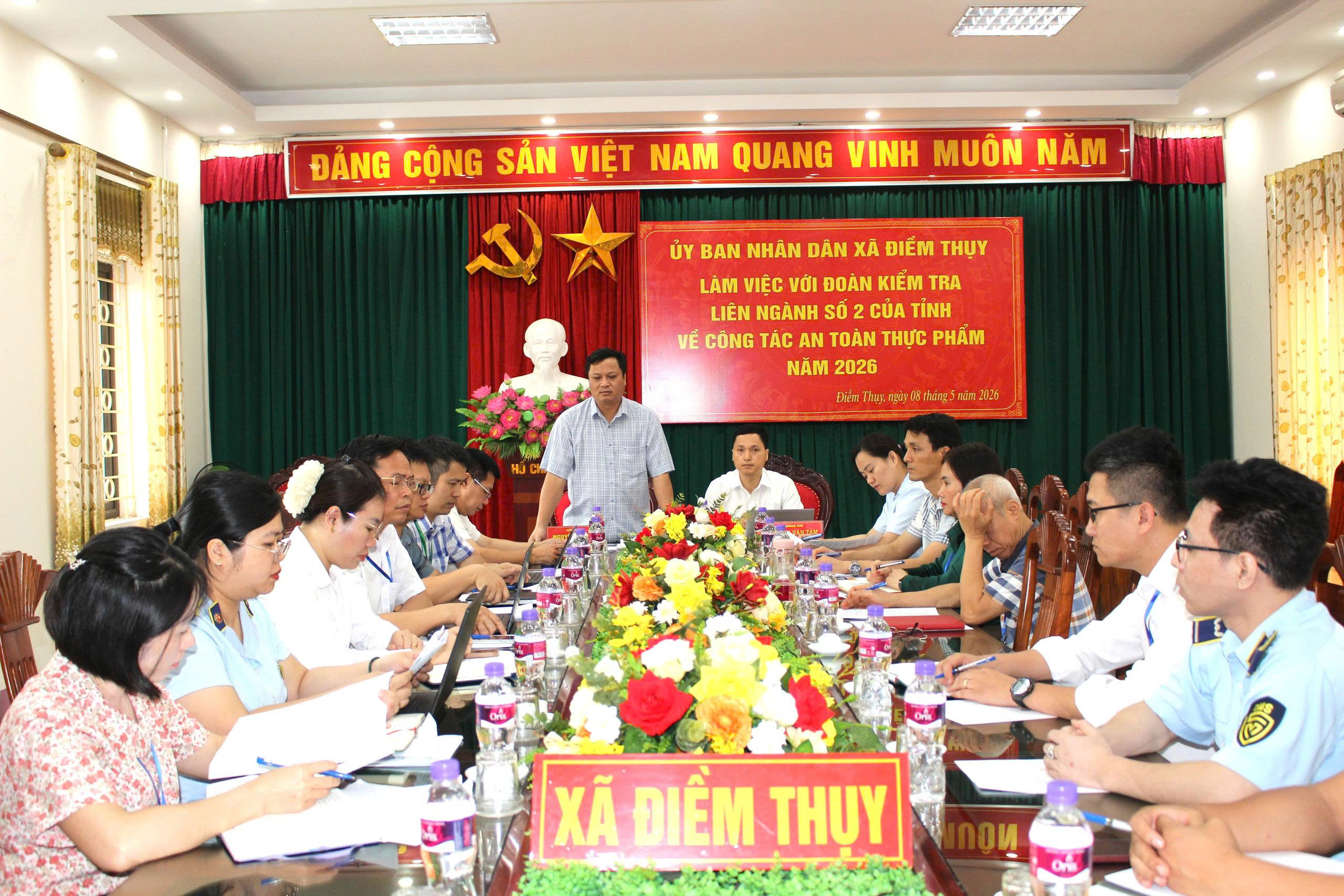 Anh-tin-bai