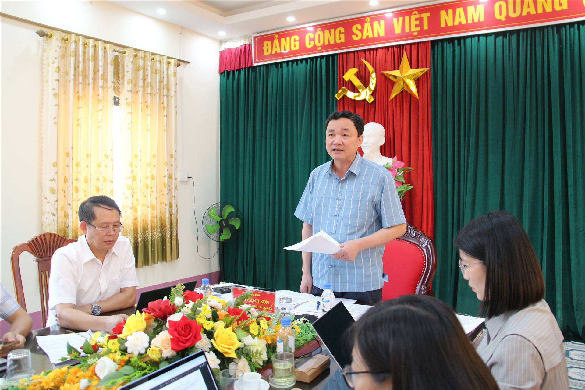 Anh-tin-bai