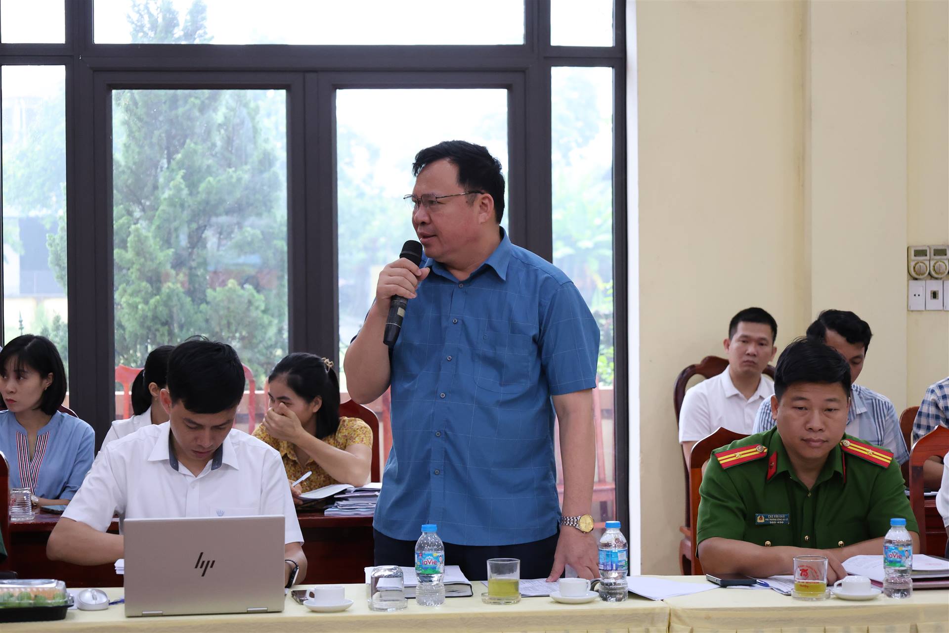 Anh-tin-bai