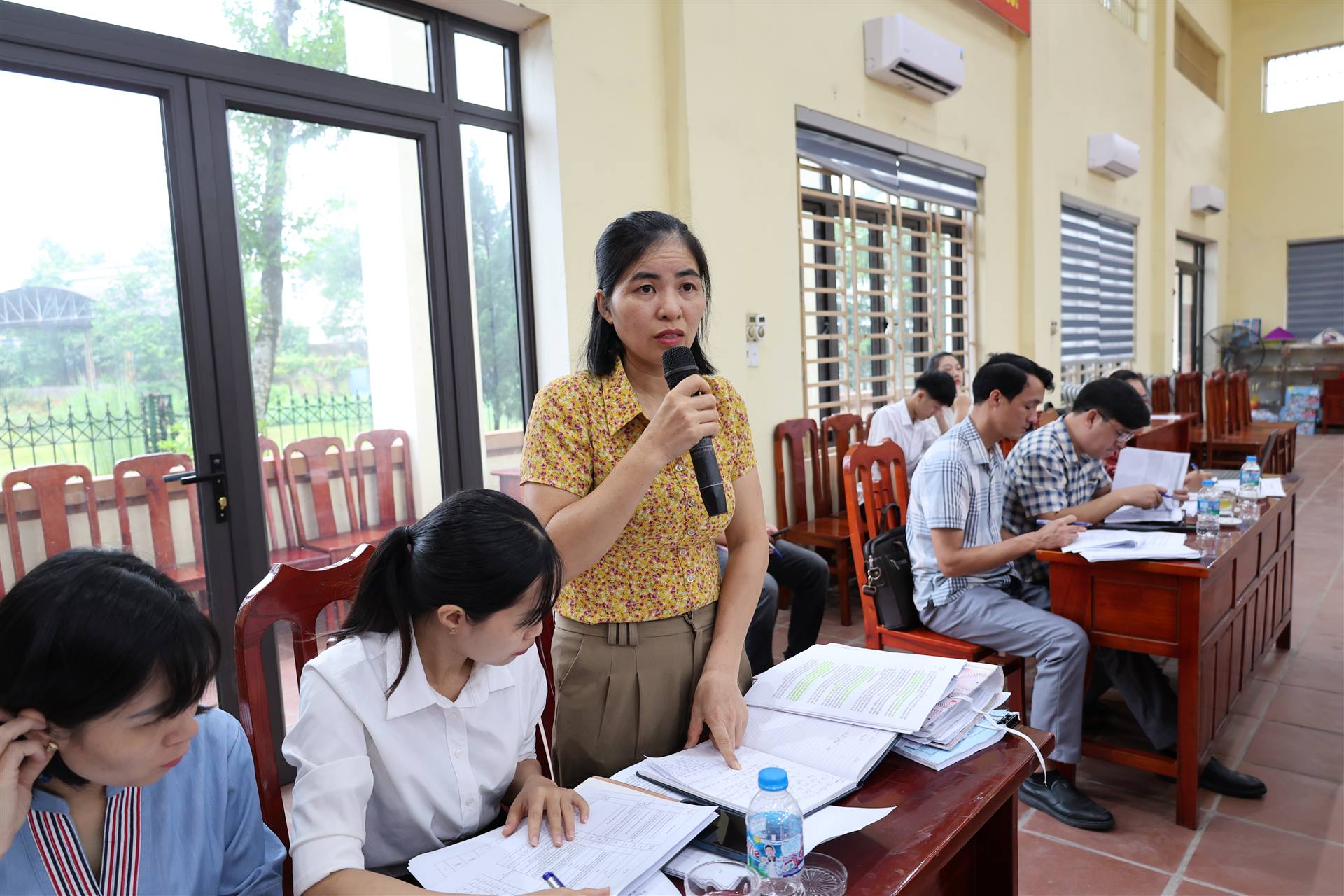 Anh-tin-bai