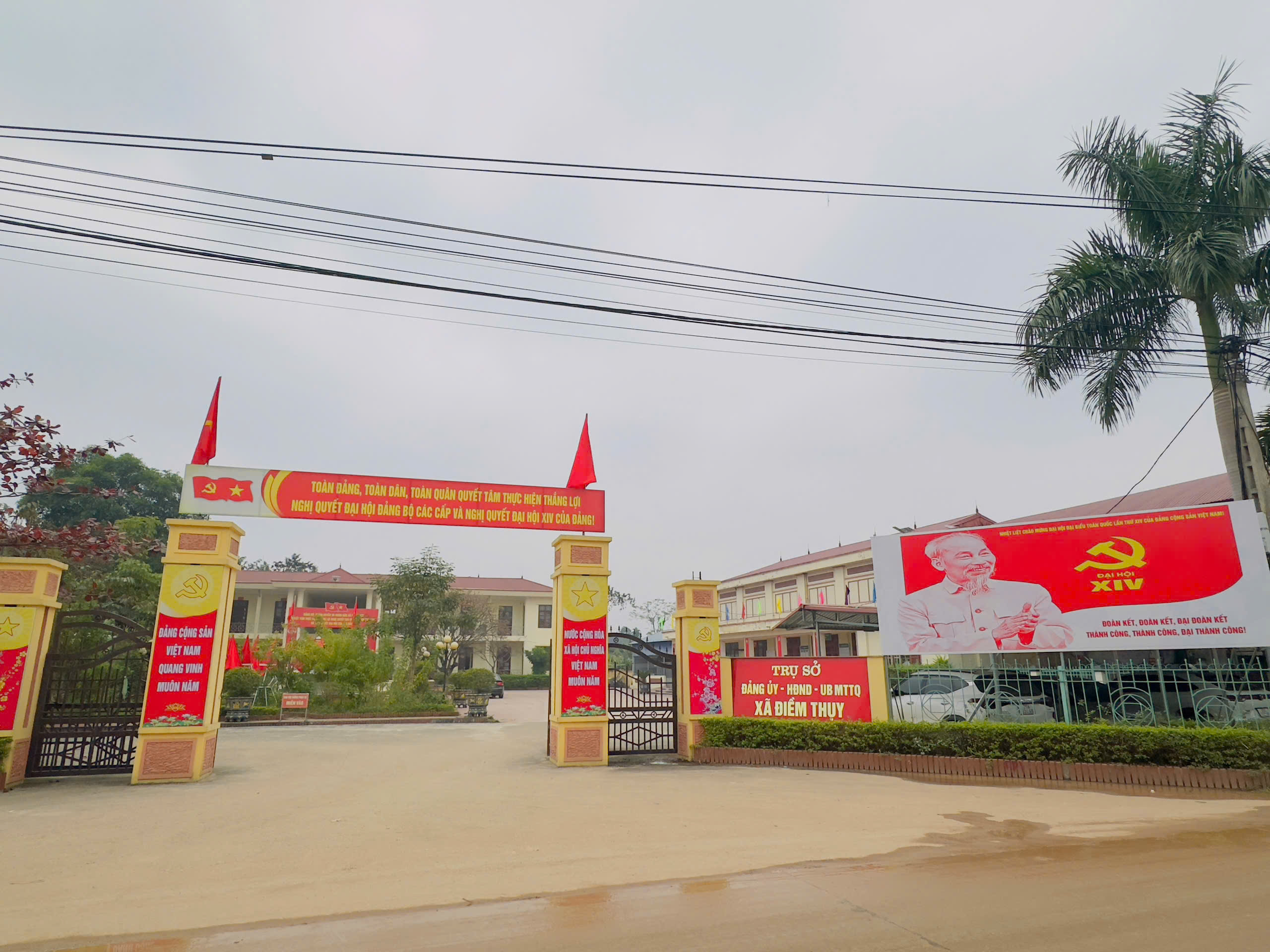 Anh-tin-bai