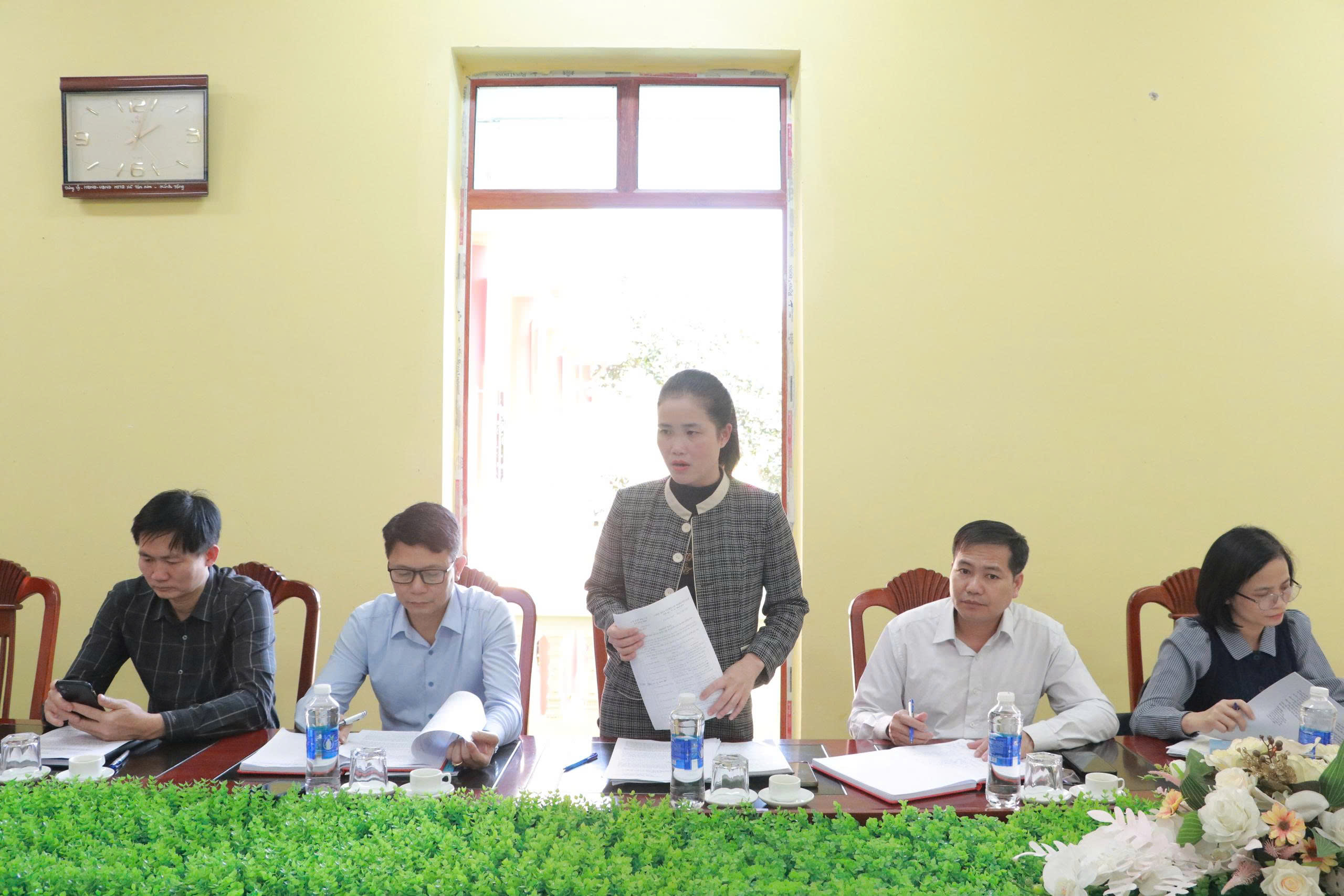 Anh-tin-bai