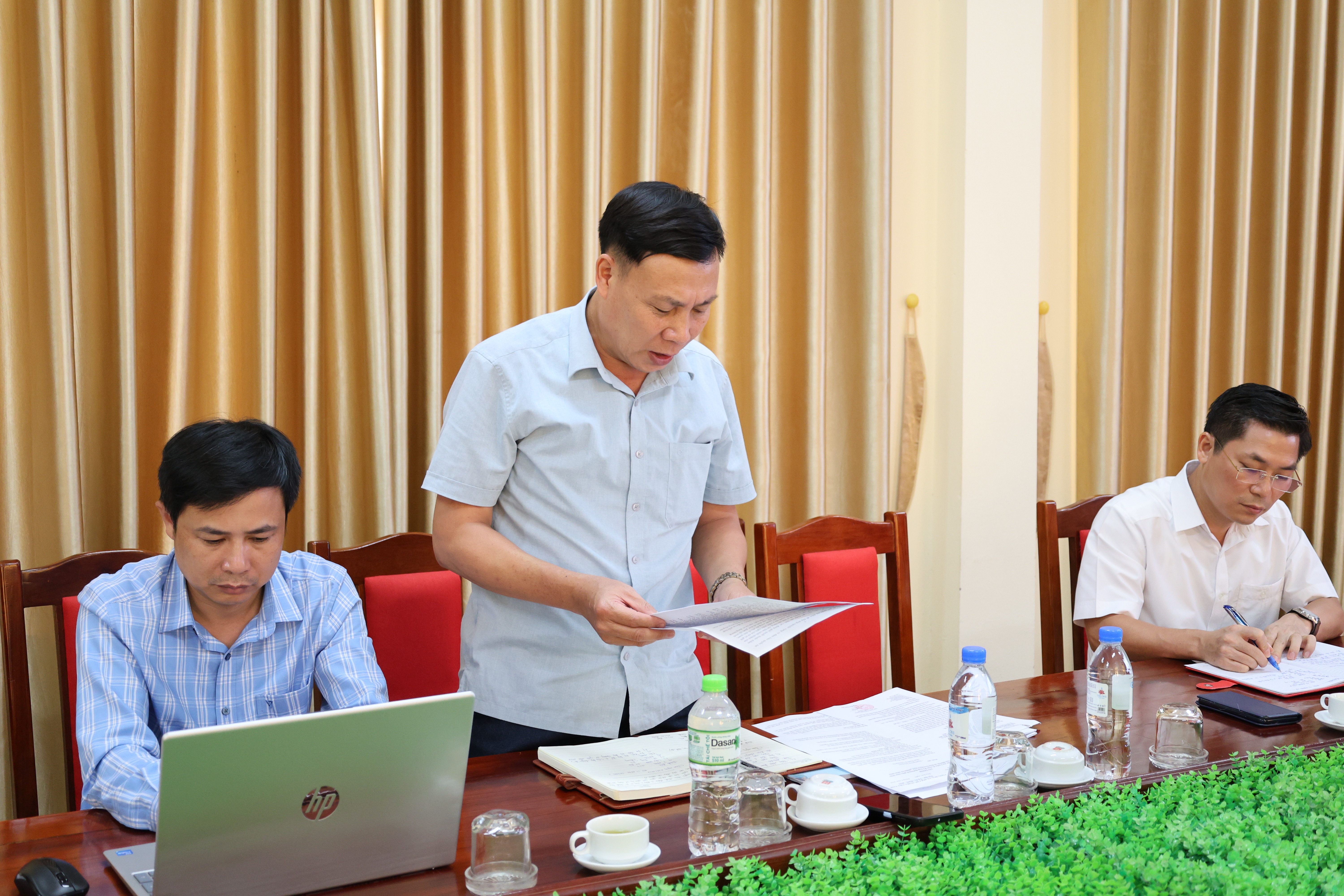 Anh-tin-bai