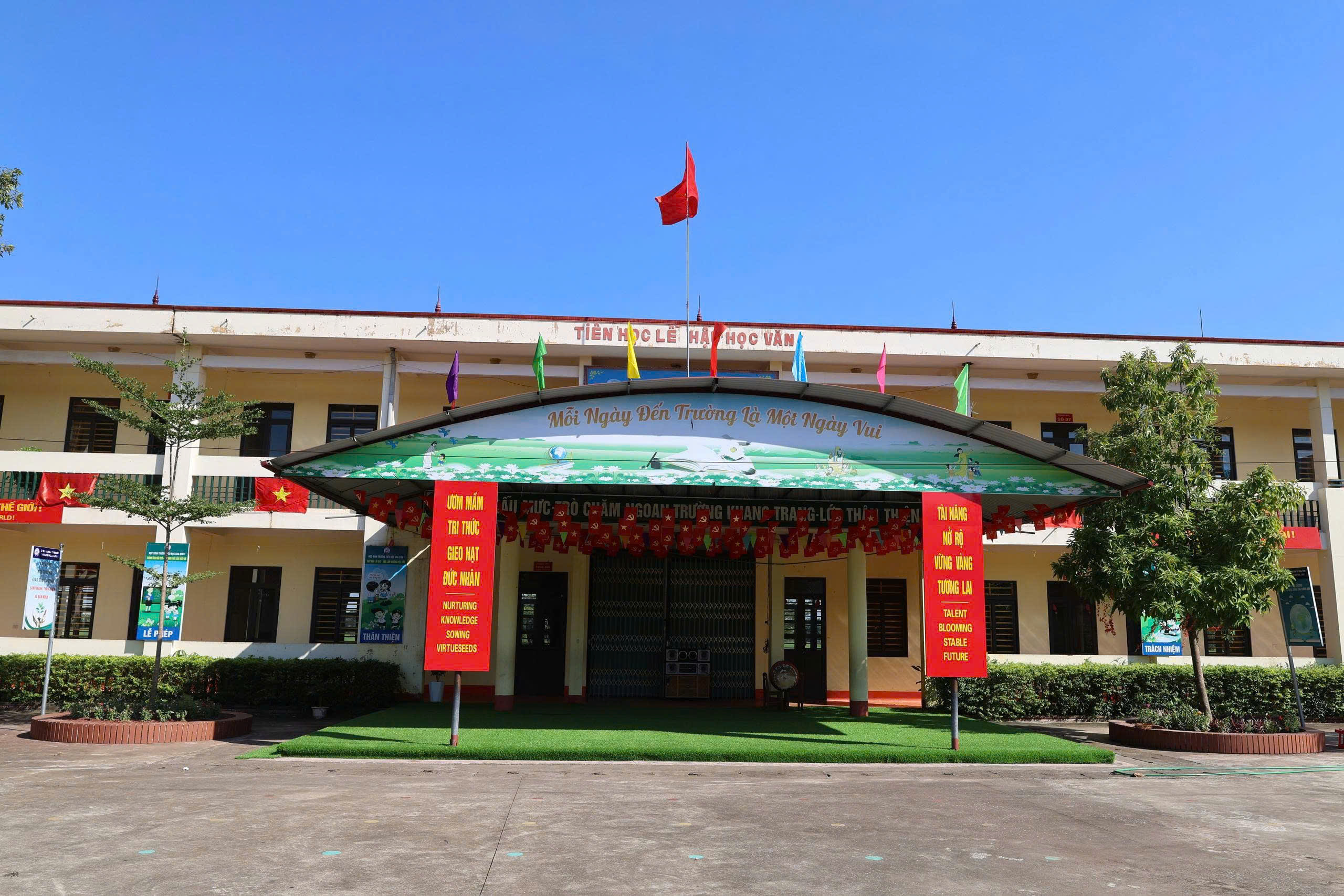 Anh-tin-bai