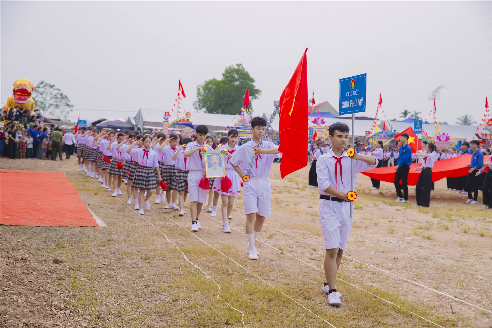 Anh-tin-bai