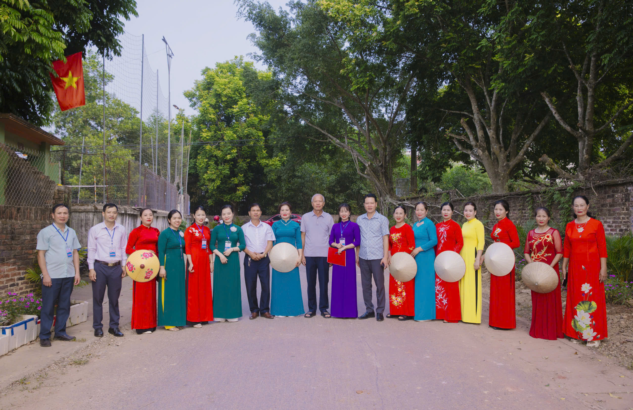 Anh-tin-bai