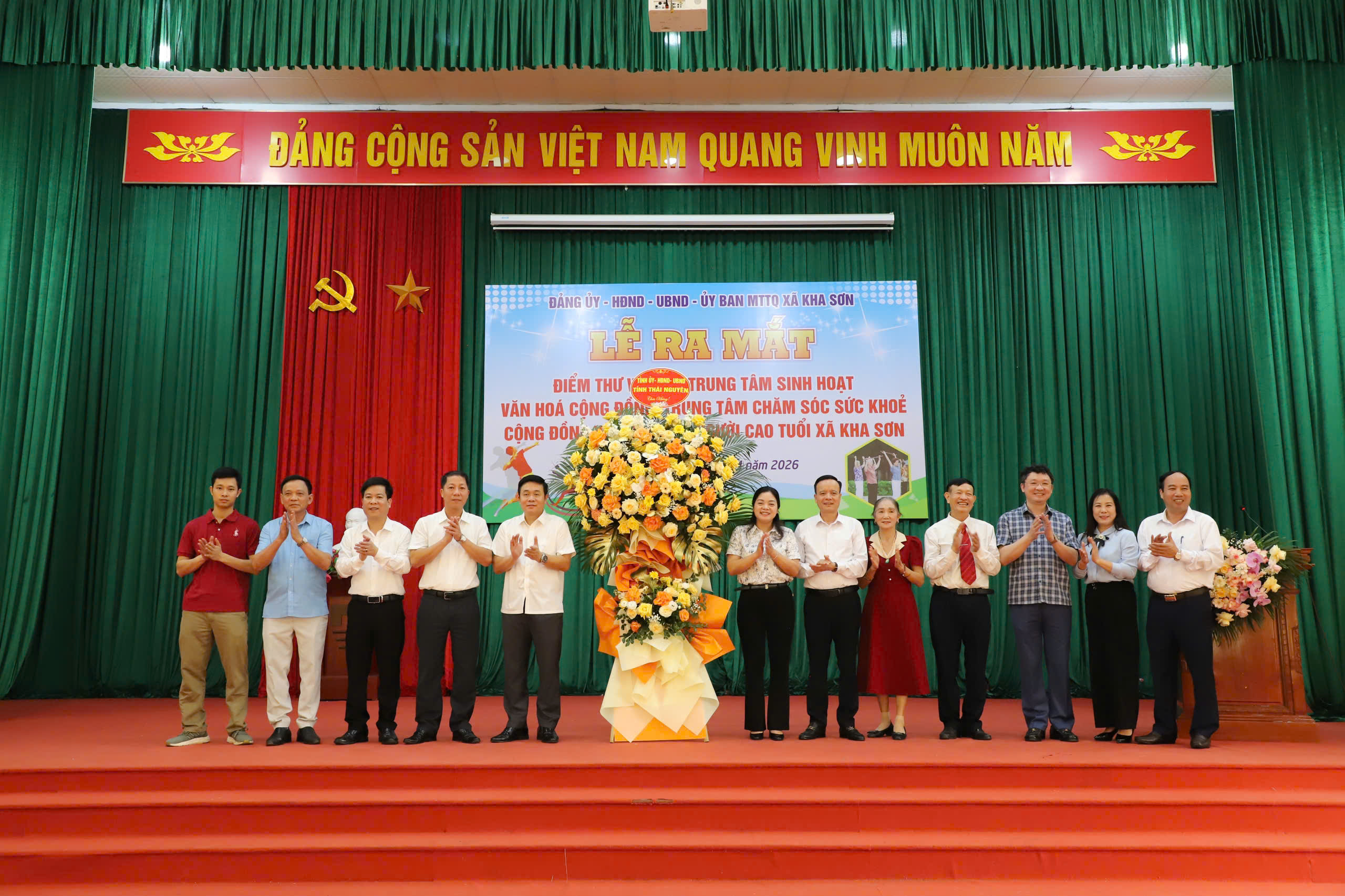 XÃ KHA SƠN RA MẮT TRUNG TÂM SINH HOẠT VĂN HÓA CỘNG ĐỒNG; TRUNG TÂM CHĂM SÓC SỨC KHỎE CỘNG ĐỒNG VÀ CHĂM SÓC SỨC KHỎE NGƯỜI CAO TUỔI