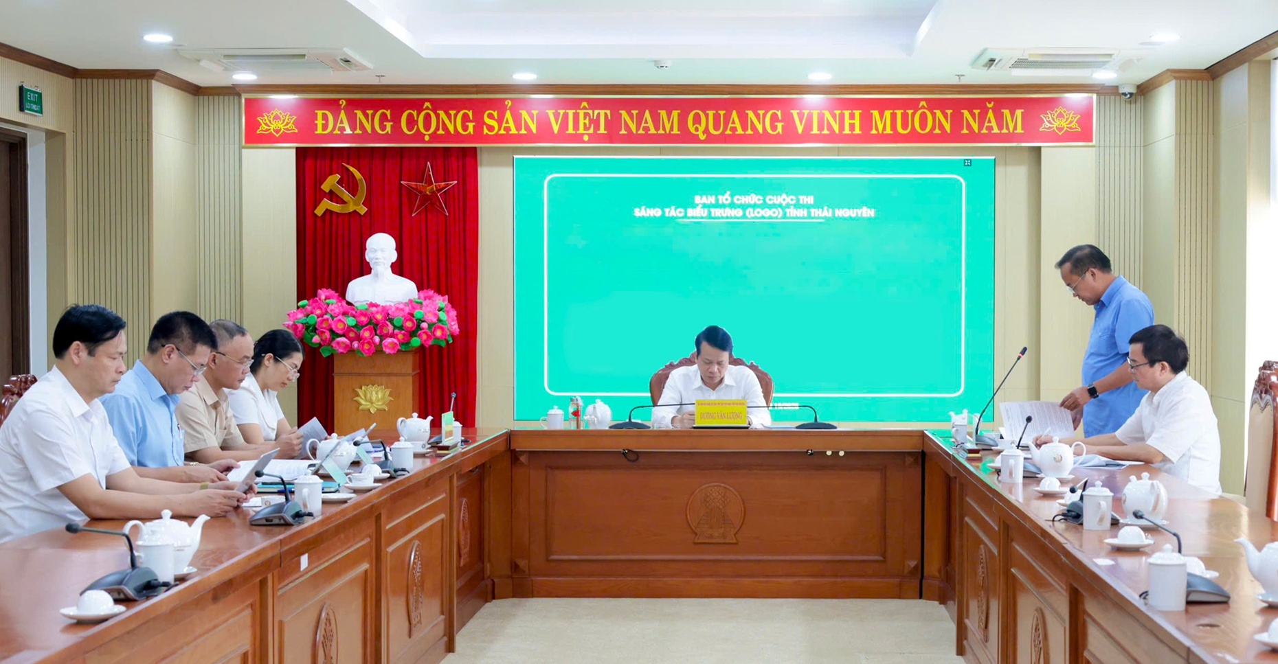 Implementing the procedures for selecting Thai Nguyen Province's logo in accordance with regulations