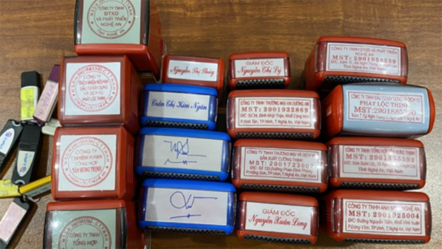 Ngành thuế trả lời về trường hợp "bỗng dưng thành giám đốc công ty nợ thuế tiền tỷ"