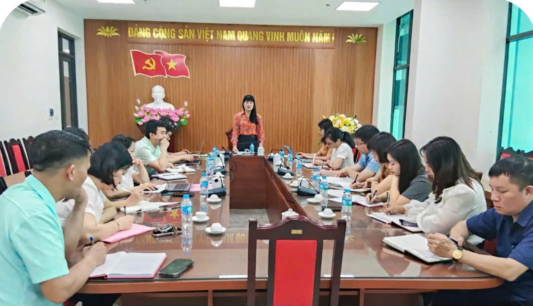 GIÁM ĐỐC SỞ VĂN HÓA, THỂ THAO VÀ DU LỊCH LÀM VIỆC VỚI PHÒNG KẾ HOẠCH – TÀI CHÍNH