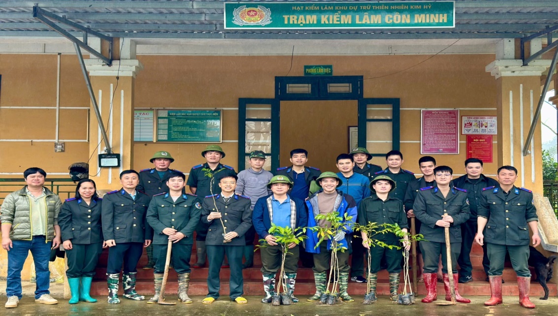 CHUYỆN NGƯỜI GIỮ RỪNG KHU DỰ TRỮ THIÊN NHIÊN KIM HỶ
