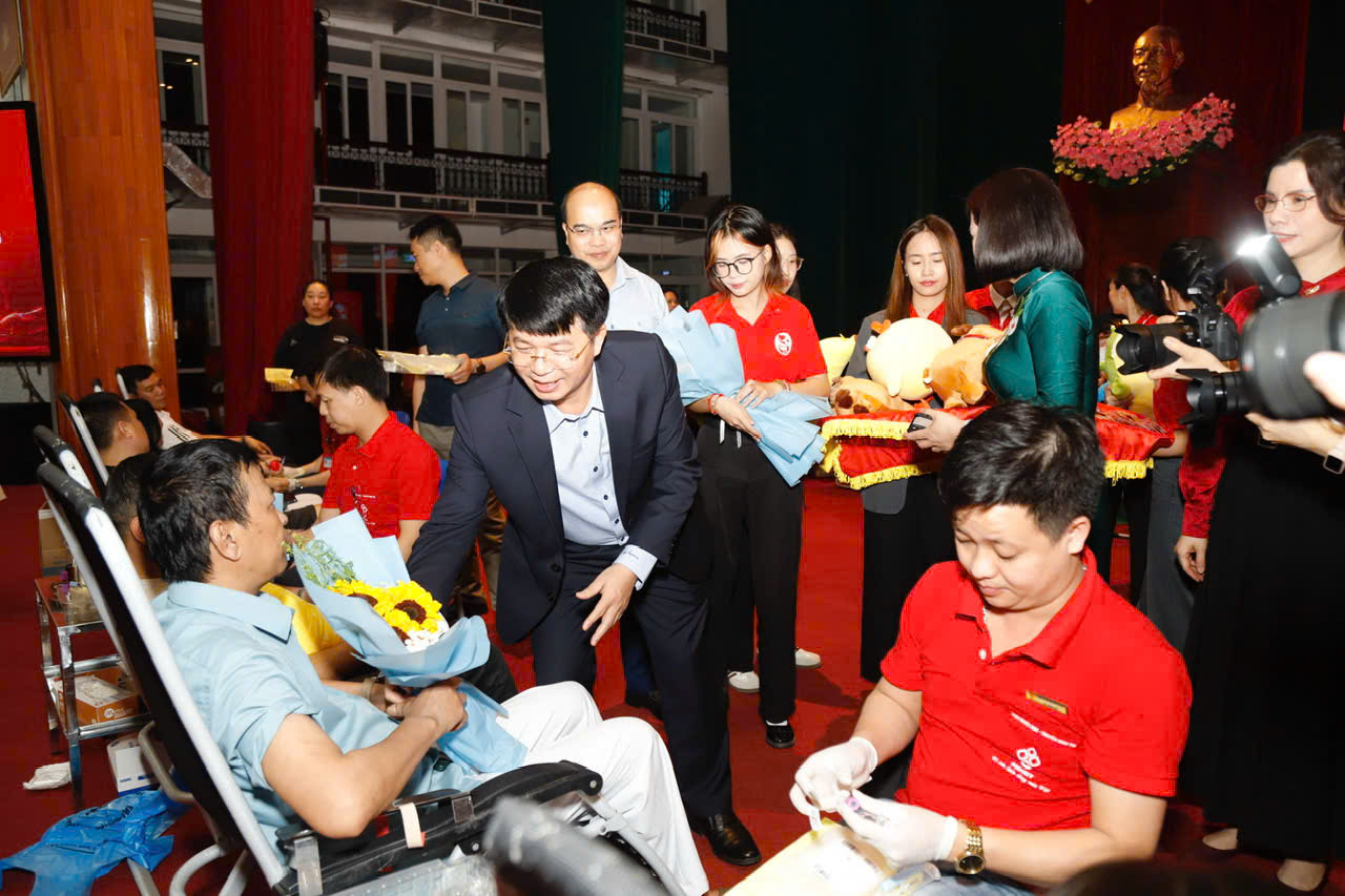 Thái Nguyên: Mít tinh hưởng ứng Ngày toàn dân hiến máu  tình nguyện 7/4 và phát động Chiến dịch “Những giọt máu hồng hè”  năm 2026