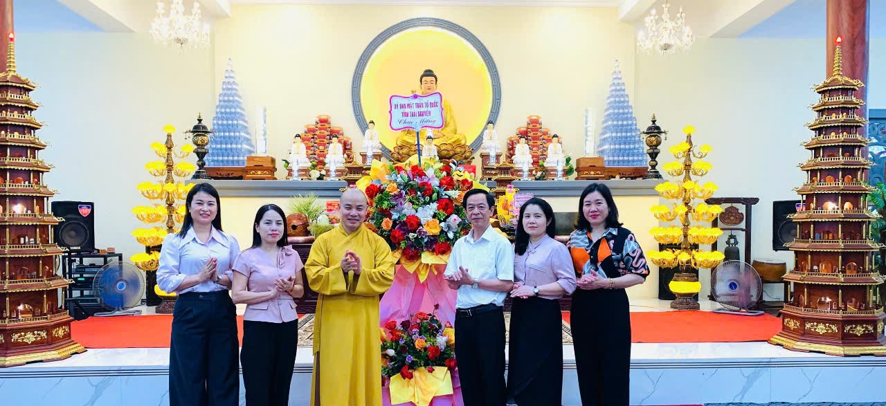 Thăm, chúc mừng chức sắc Phật giáo nhân mùa Phật đản  Phật lịch 2570