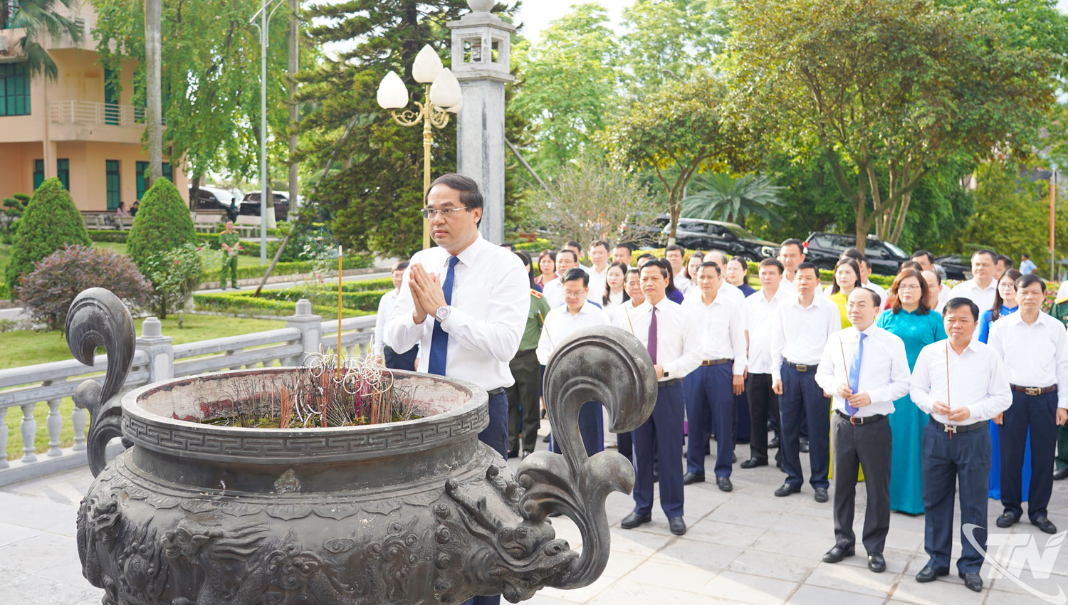 Lãnh đạo tỉnh Thái Nguyên dâng hương tưởng niệm Chủ tịch Hồ Chí Minh