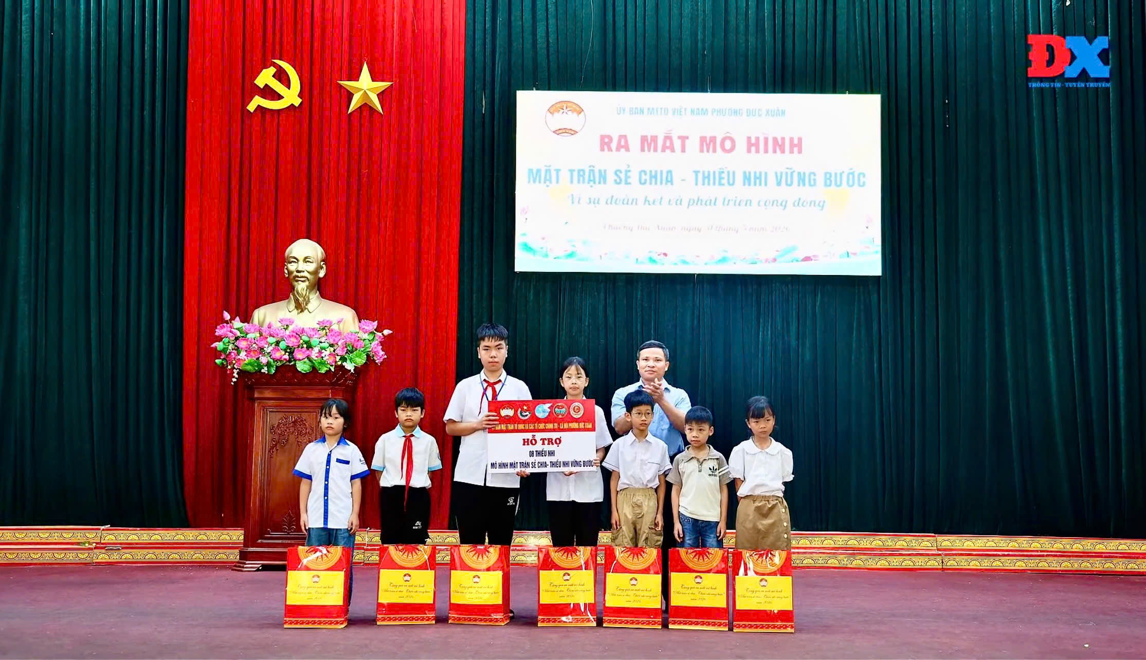 Anh-tin-bai