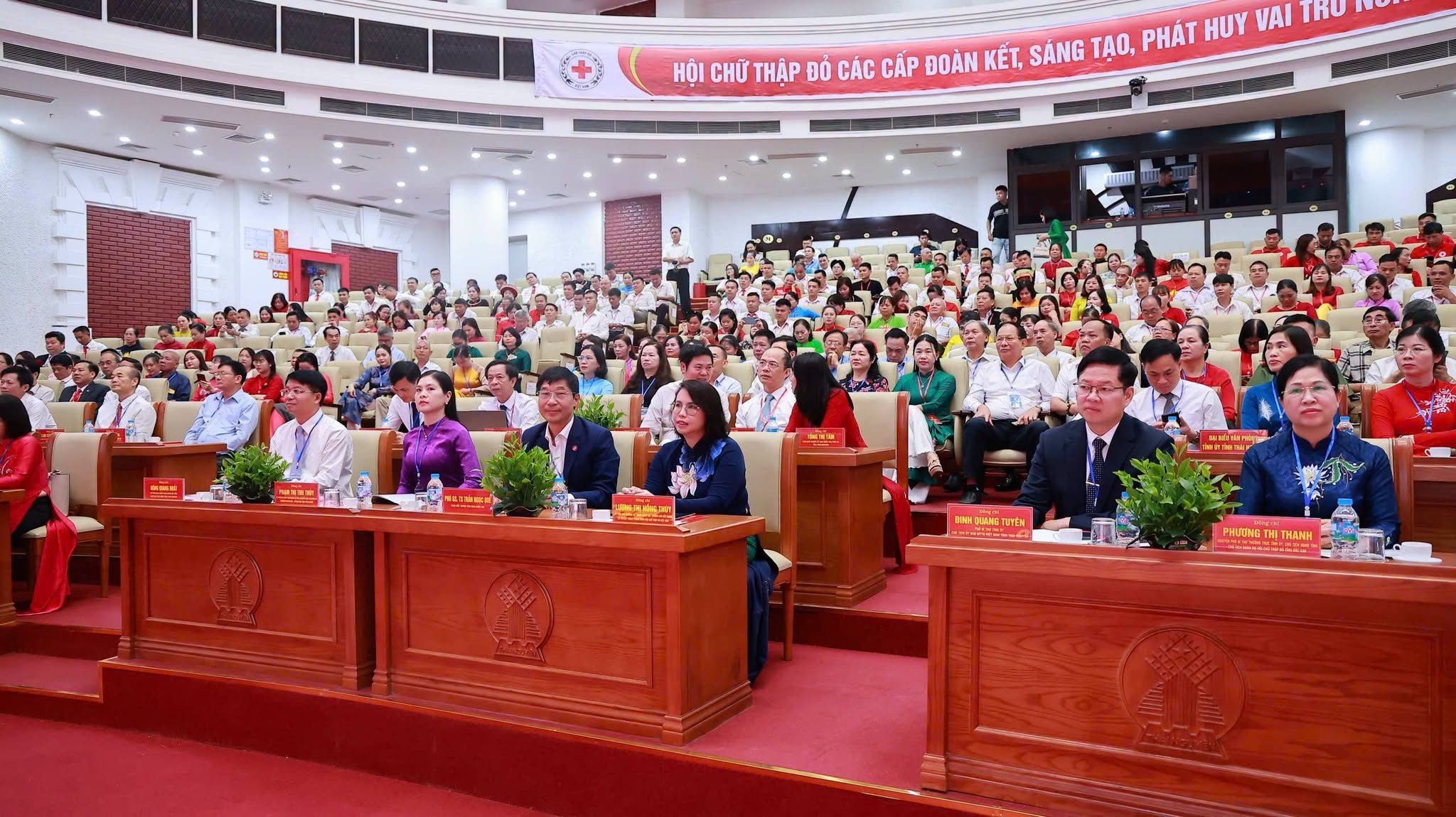 "Tiên phong - Kết nối - Chuyên nghiệp - Lan tỏa": Hội Chữ thập đỏ tỉnh Thái Nguyên bước vào nhiệm kỳ mới
