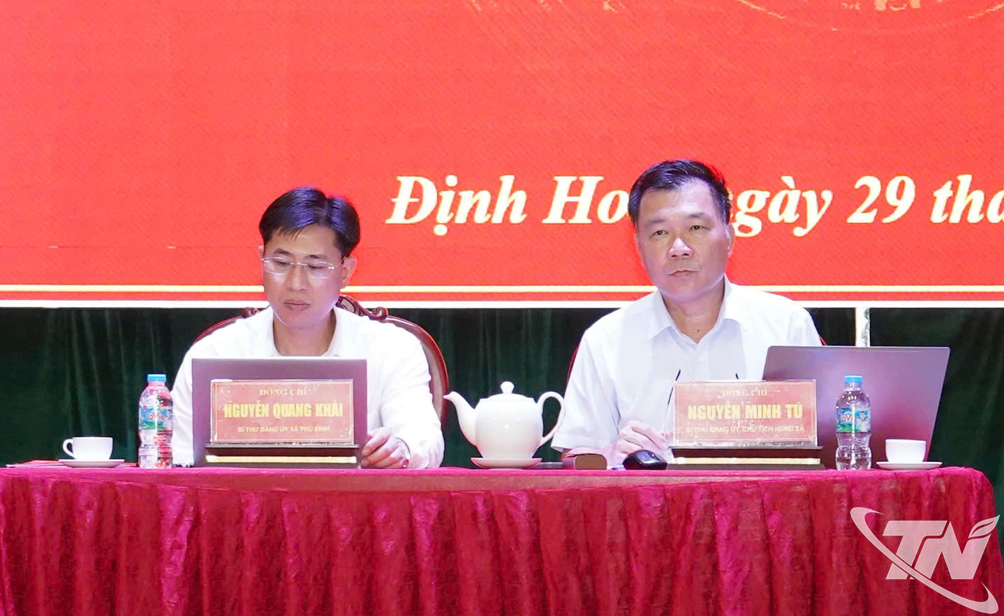 Anh-tin-bai