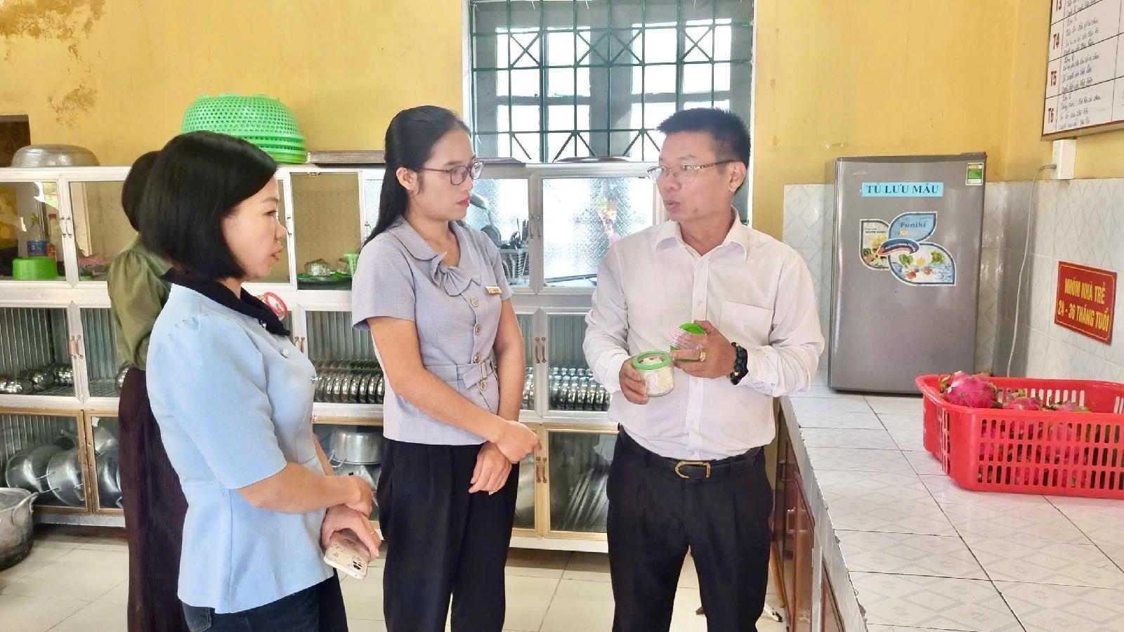 Công tác đảm bảo an toàn thực phẩm tại bếp ăn tập thể, bếp ăn bán trú các trường mầm non trên địa bàn tỉnh Thái Nguyên