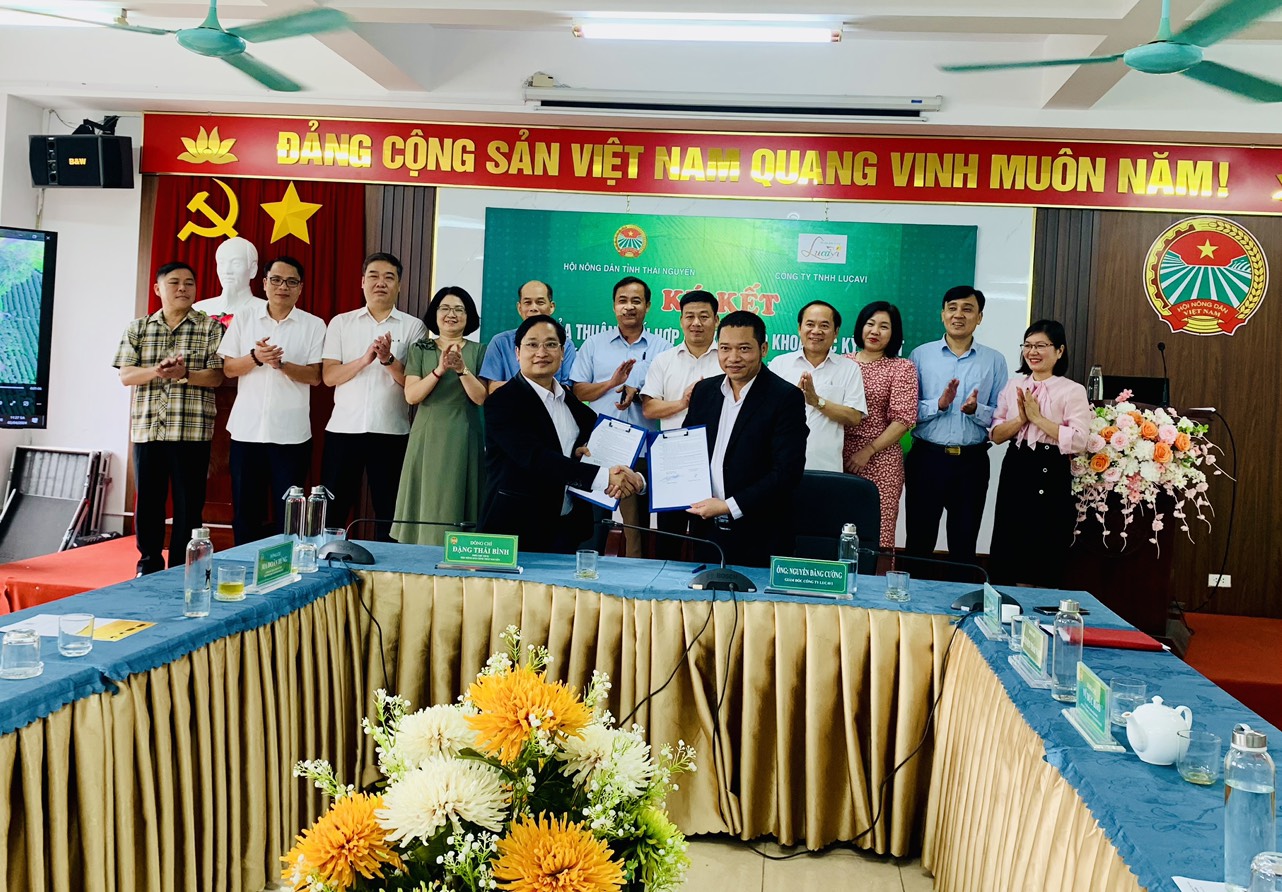 Ký kết thỏa thuận hợp tác giữa Hội Nông dân tỉnh Thái Nguyên với Công ty TNHH Lucavi
