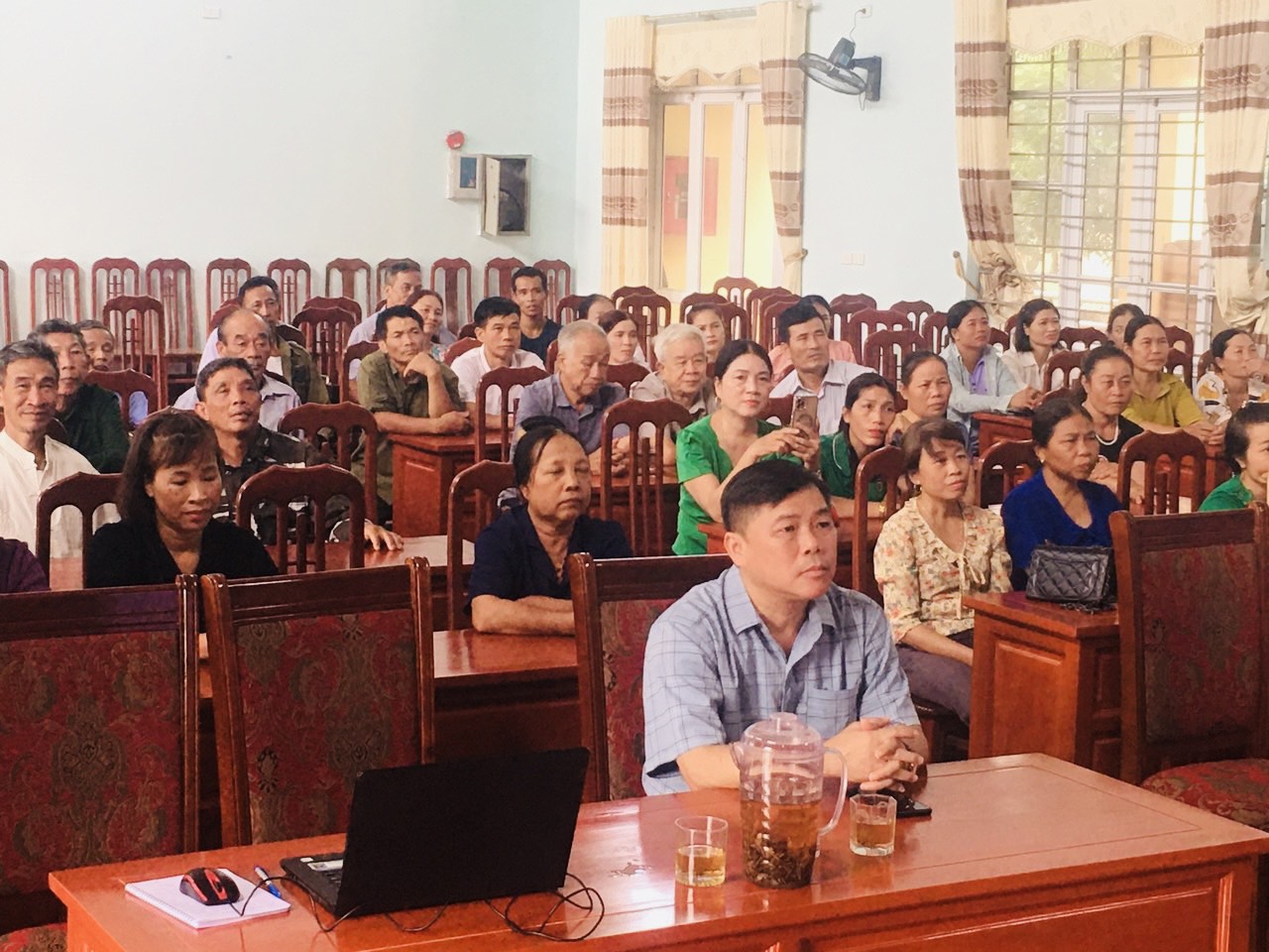 Hội Nông dân tỉnh huấn kỹ thuật sử dụng phân bón hữu cơ Lucavi Organic Fish trên cây chè