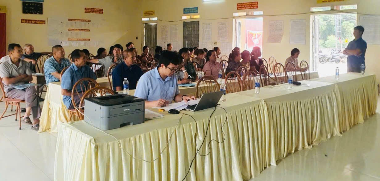 Hội Nông dân phối hợp Viện Nghiên cứu Lâm sinh tổ chức  tập huấn trồng rừng gỗ lớn