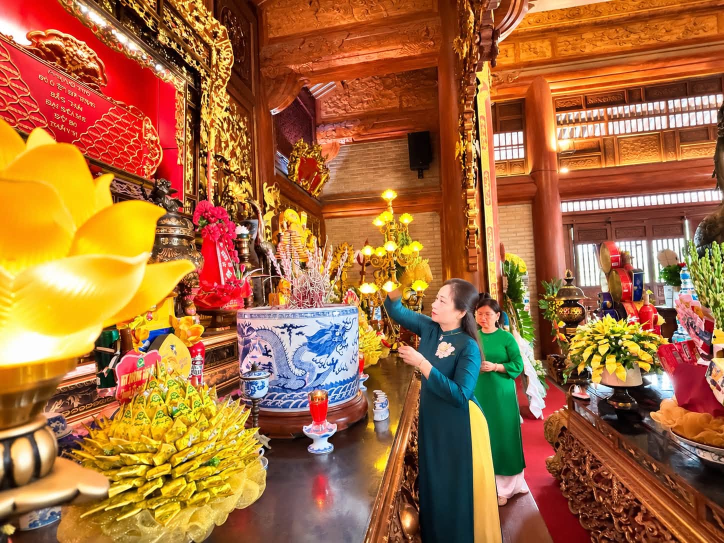 Anh-tin-bai