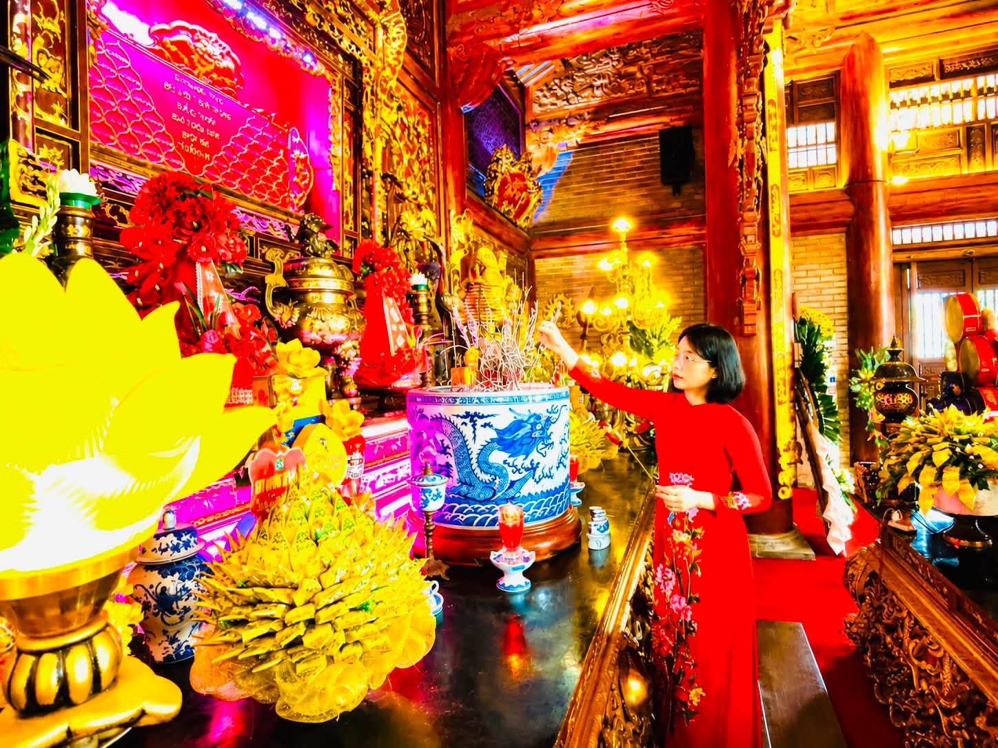 Anh-tin-bai