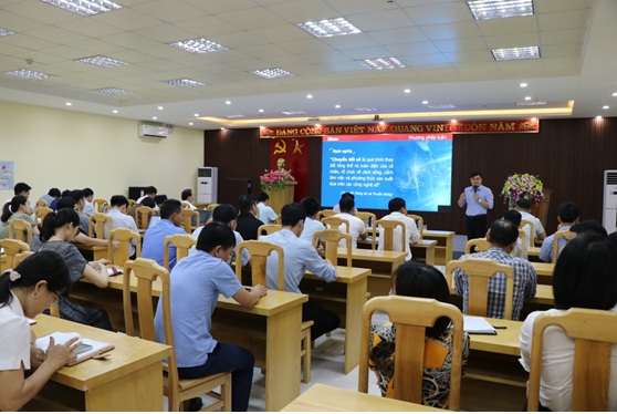 Đ/c Đào Ngọc Tuất, Phó Giám đốc Sở Thông tin và Truyền thông chia sẻ về công tác chuyển đổi số