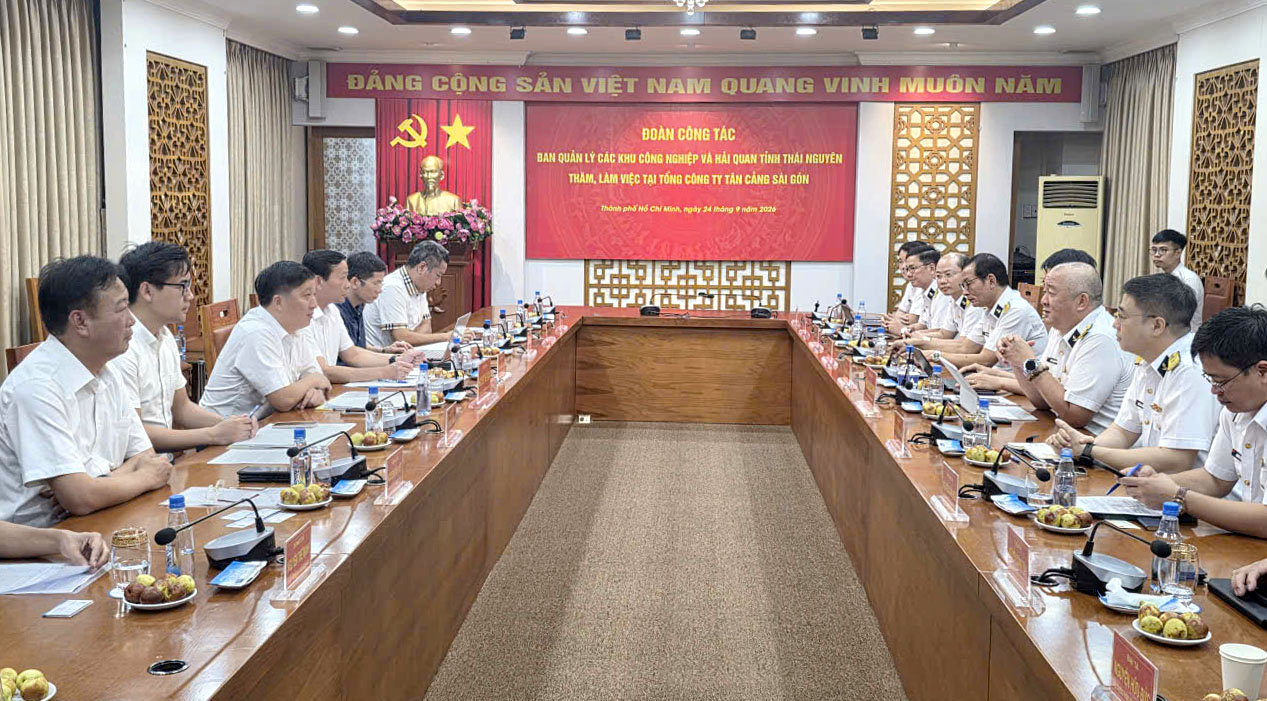 Ban Quản lý các KCN Thái Nguyên làm việc với Tổng Công ty Tân Cảng Sài Gòn về phát triển logistics