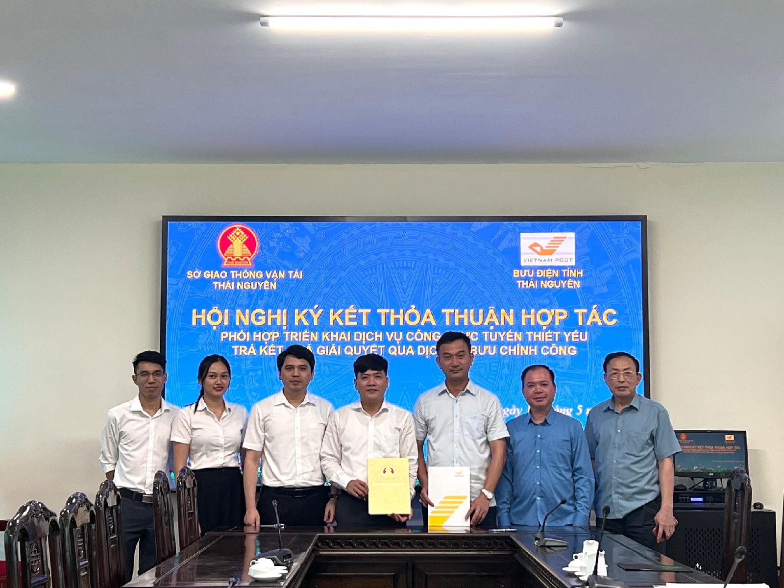 Sở GTVT: Ký thỏa thuận hợp tác Bưu điện tỉnh hỗ trợ người dân thực hiện DVC trực tuyến