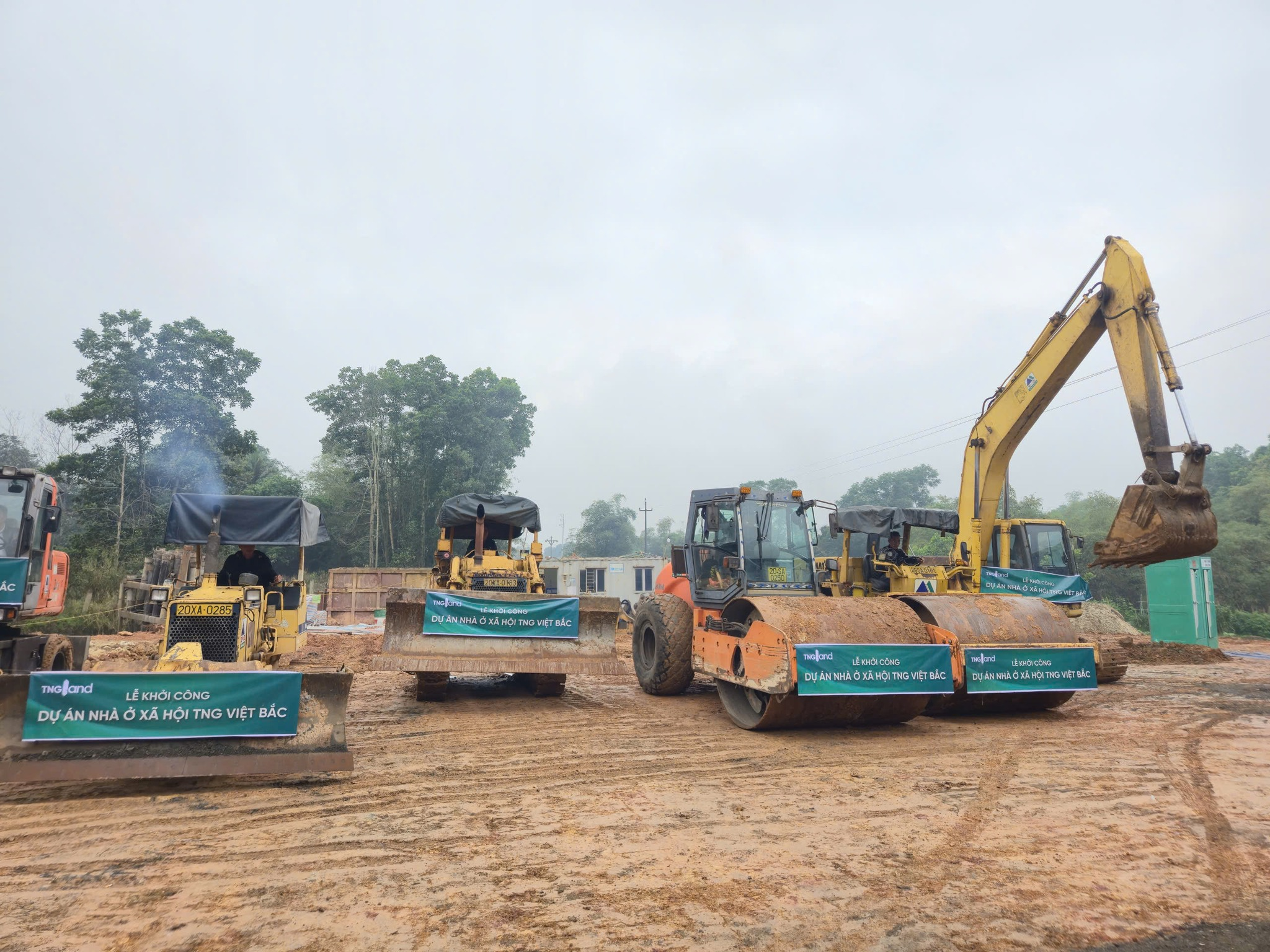 NGÀY XUÂN KHỞI CÔNG 2 DỰ ÁN VÌ AN SINH, NHÂN LÊN NIỀM HẠNH PHÚC.