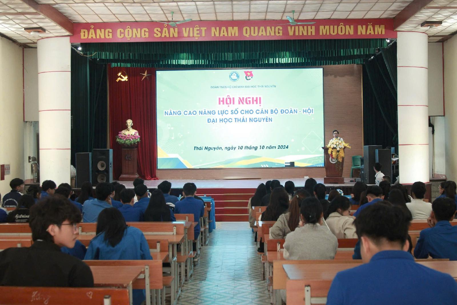 ĐOÀN THANH NIÊN ĐẠI HỌC THÁI NGUYÊN PHÁT TRIỂN NĂNG LỰC ĐOÀN VIÊN TRONG BỐI CẢNH CHUYỂN ĐỔI SỐ