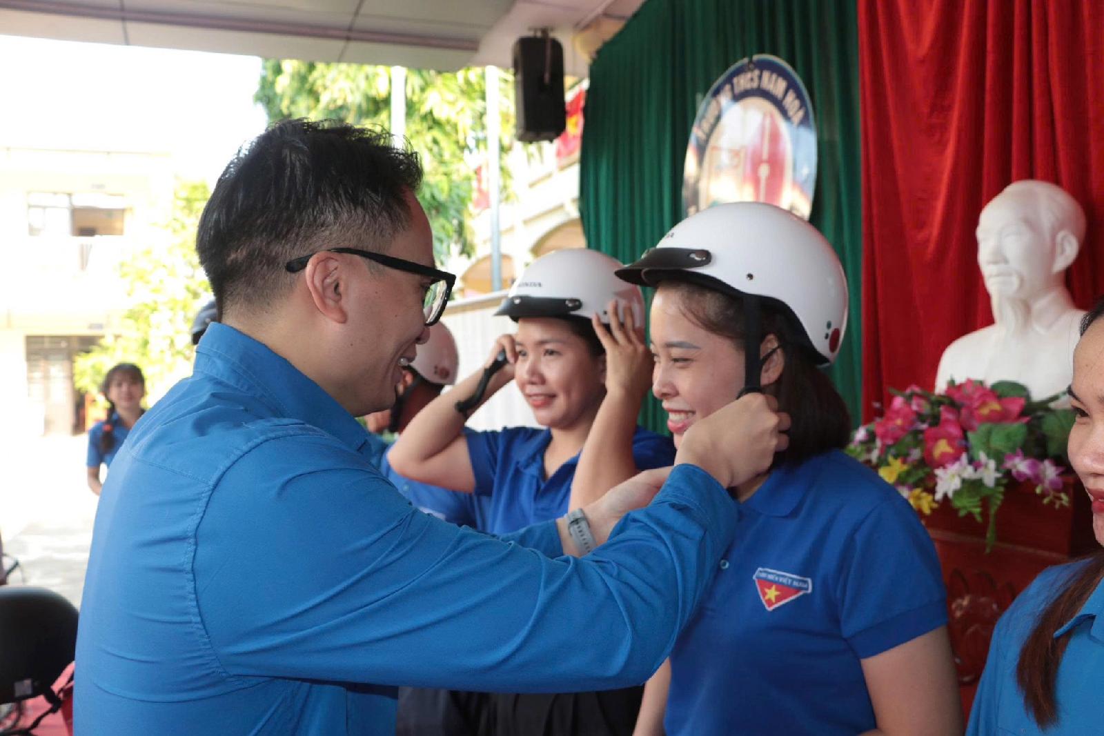 TỈNH ĐOÀN THÁI NGUYÊN TỔ CHỨC TUYÊN TRUYỀN PHÁP LUẬT VỀ TRẬT TỰ AN TOÀN GIAO THÔNG NĂM 2025