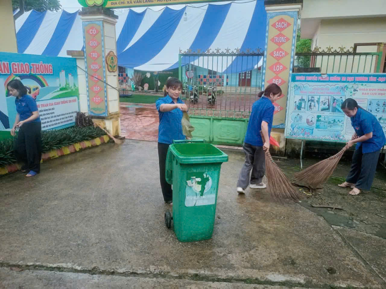 ĐOÀN XÃ VĂN LANG RA QUÂN CHỦ NHẬT XANH 26/10