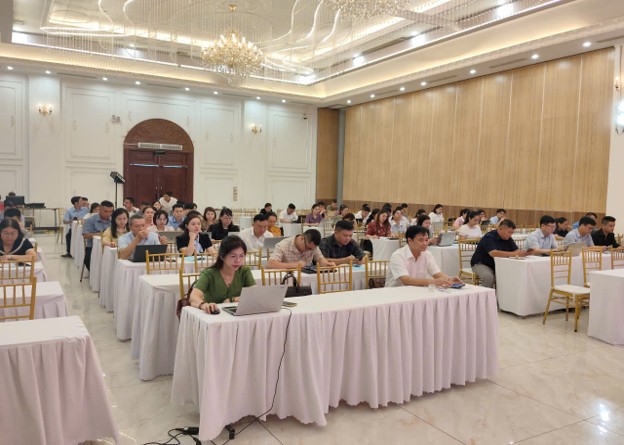 Anh-tin-bai