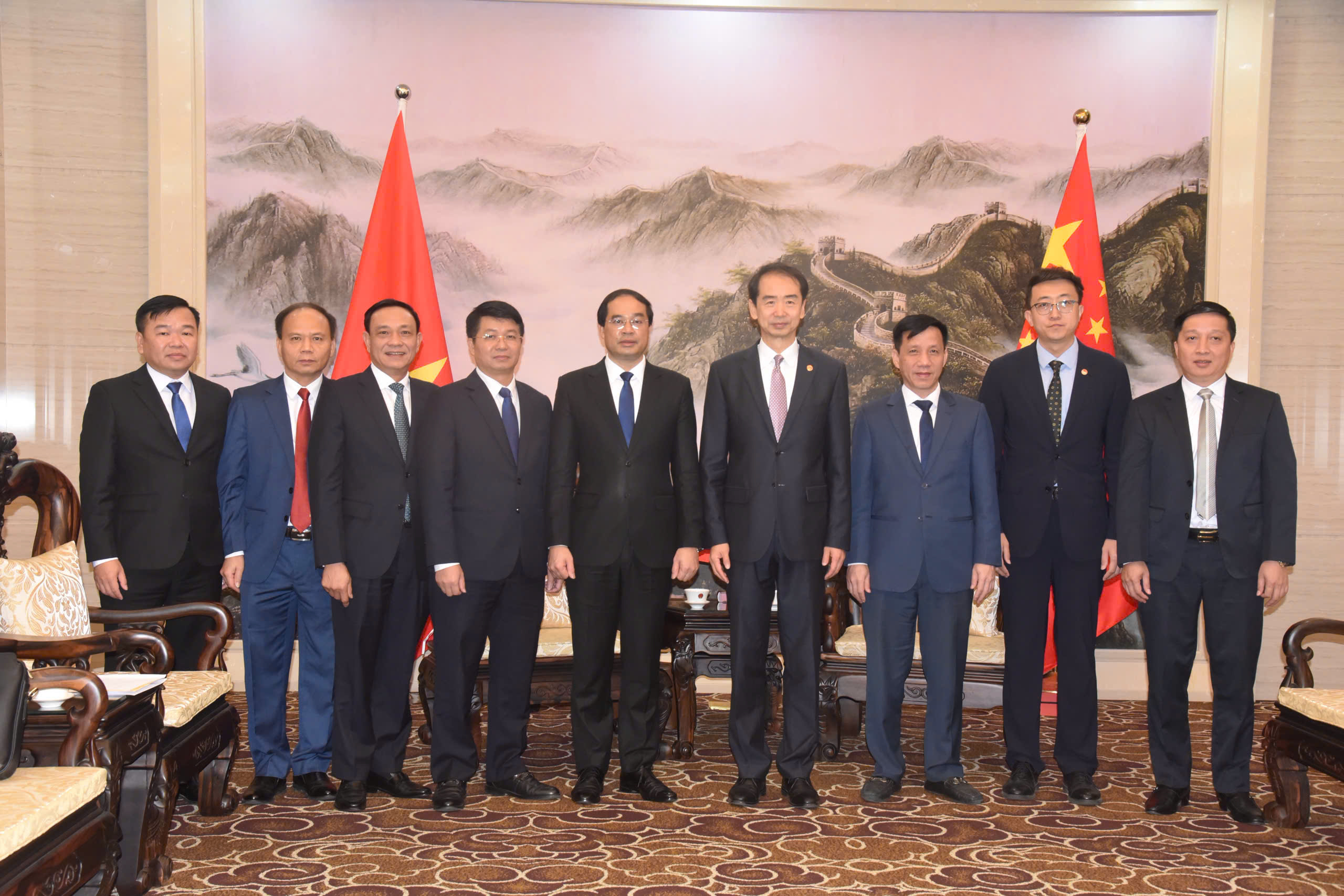 Thái Nguyên tăng cường hợp tác đầu tư với các doanh nghiệp Trung Quốc, hướng tới phát triển kinh tế bền vững và toàn diện