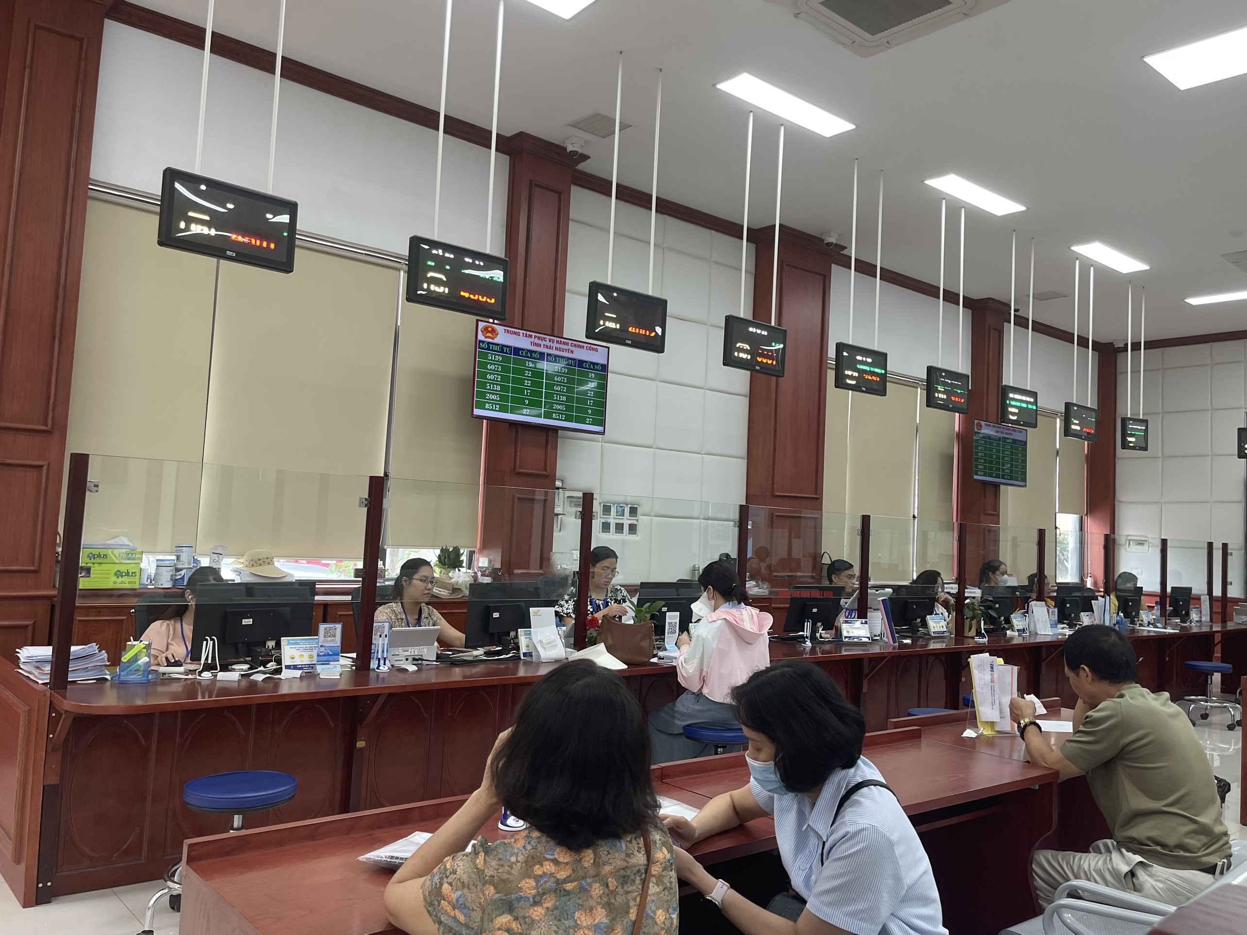 Thúc đẩy thực hiện thủ tục hành chính, dịch vụ công trực tuyến liên thông, đồng bộ, hiệu quả, không bị gián đoạn