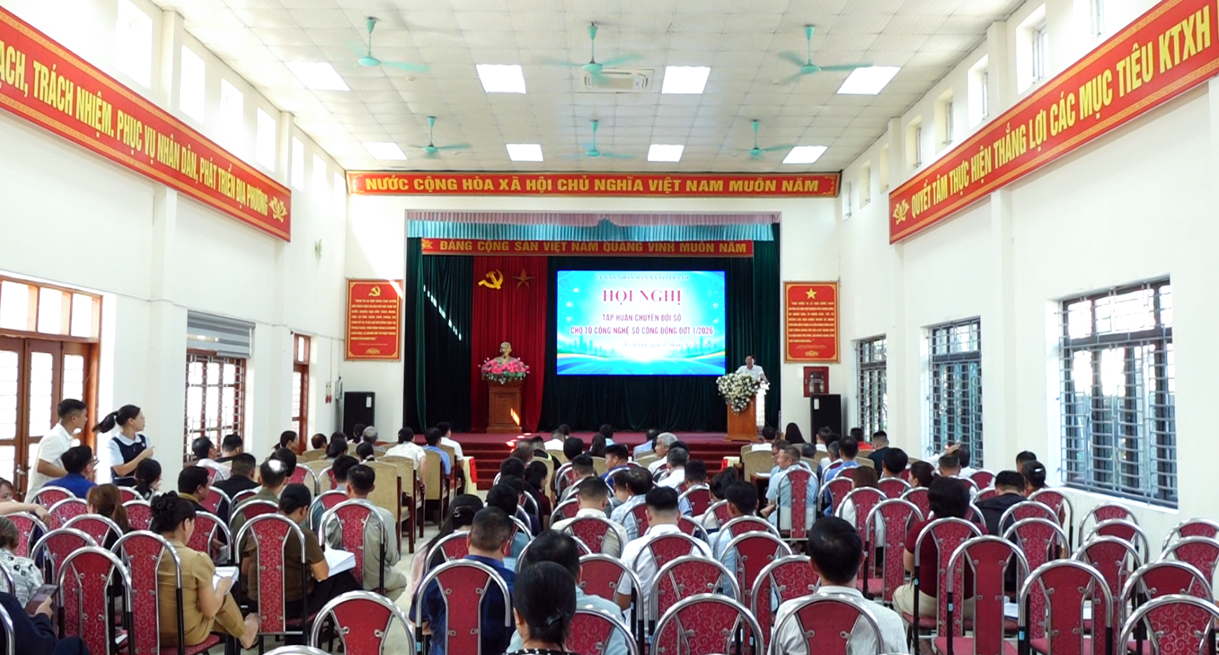 Vô Tranh đưa chuyển đổi số đến gần người dân 