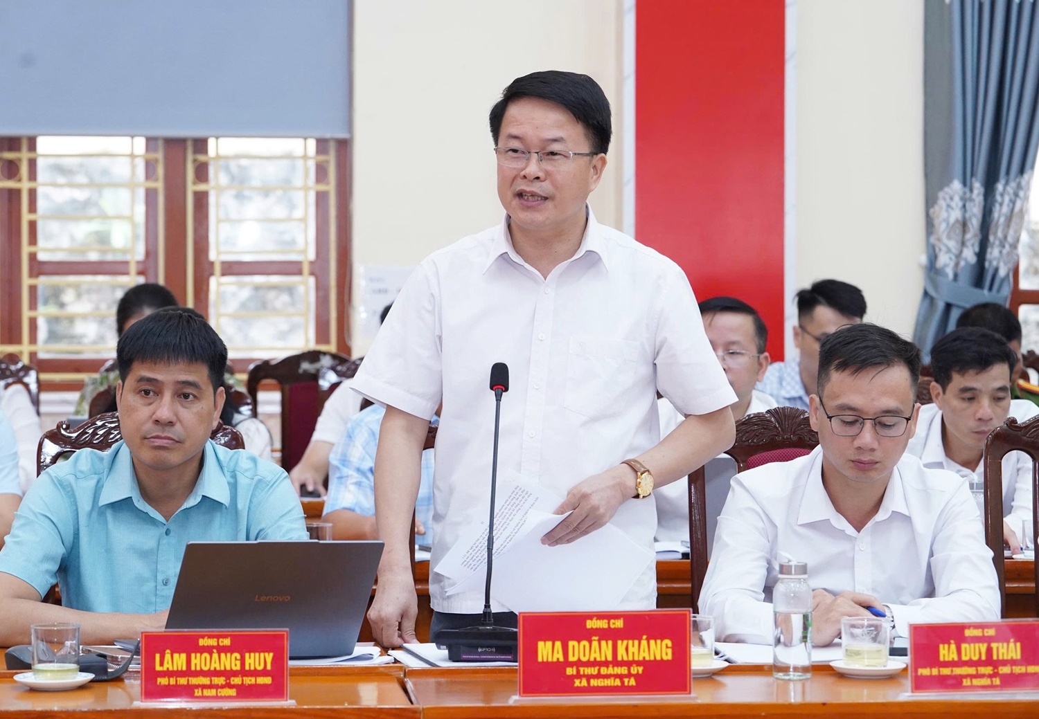 Anh-tin-bai