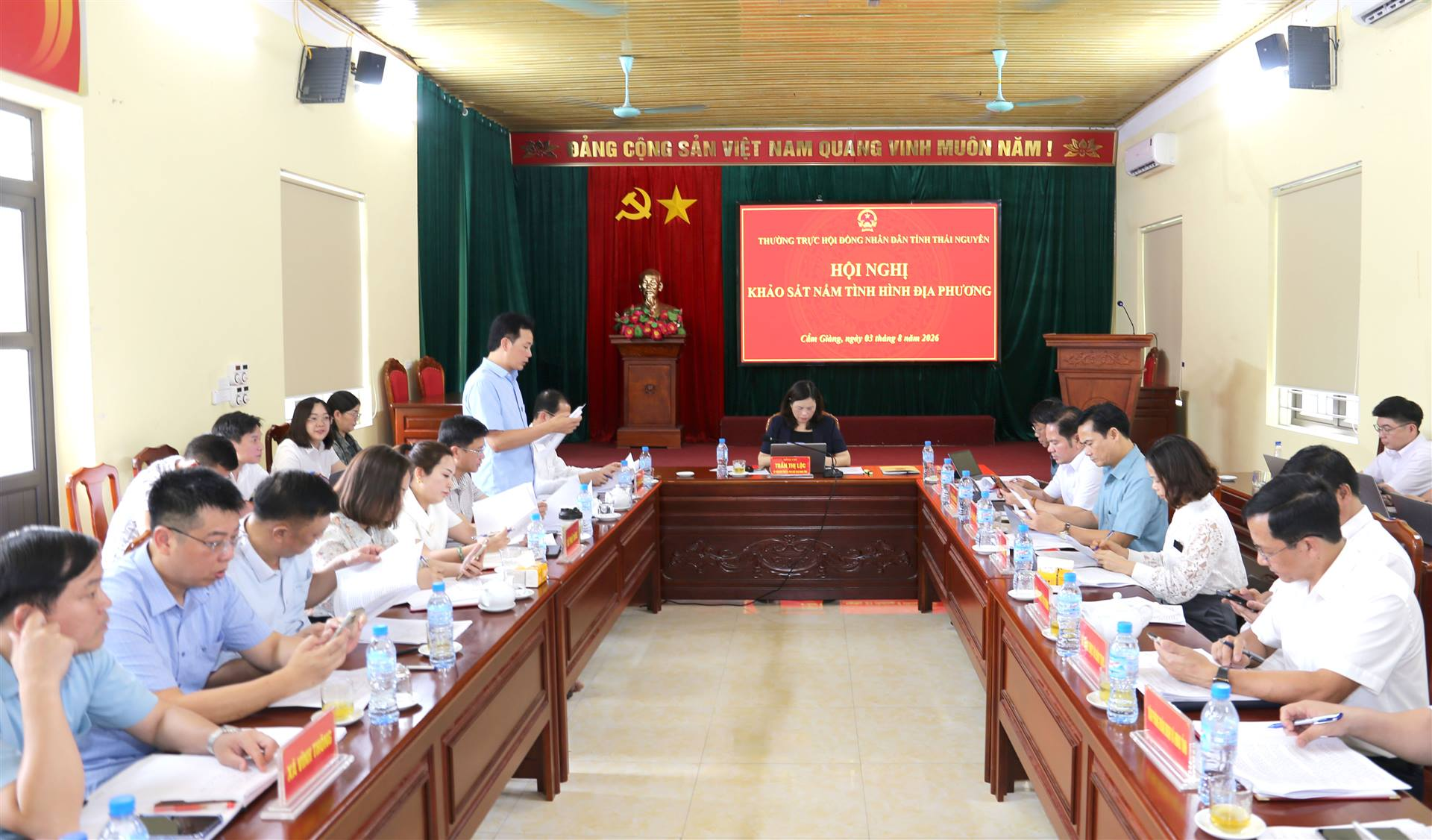 省人民议会副主席赴北部部分乡调研了解2026年前7个月工作任务落实情况