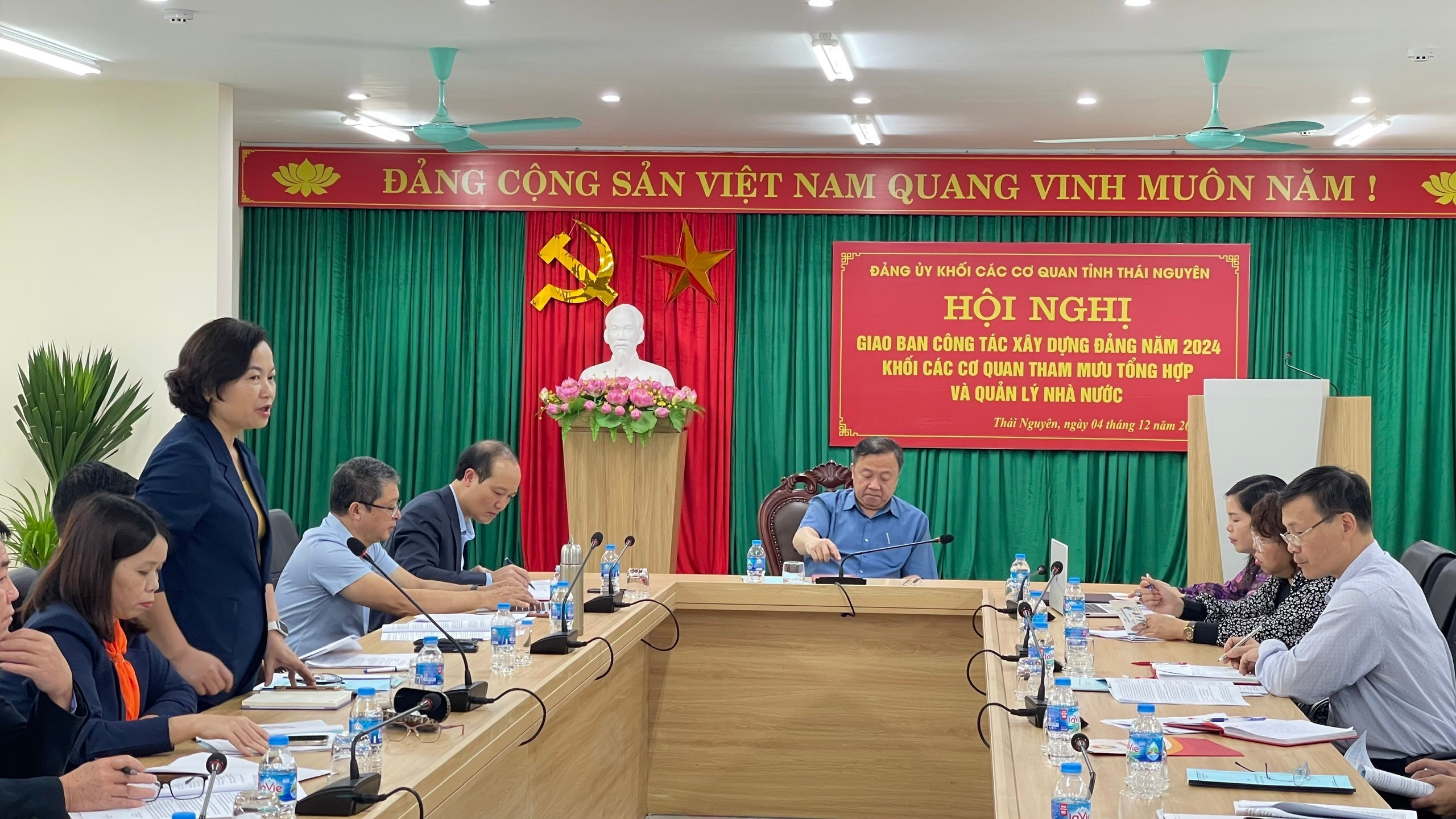 Giao ban công tác xây dựng Đảng năm 2024 Khối các Cơ quan Tham mưu tổng hợp và Quản lý nhà nước -0