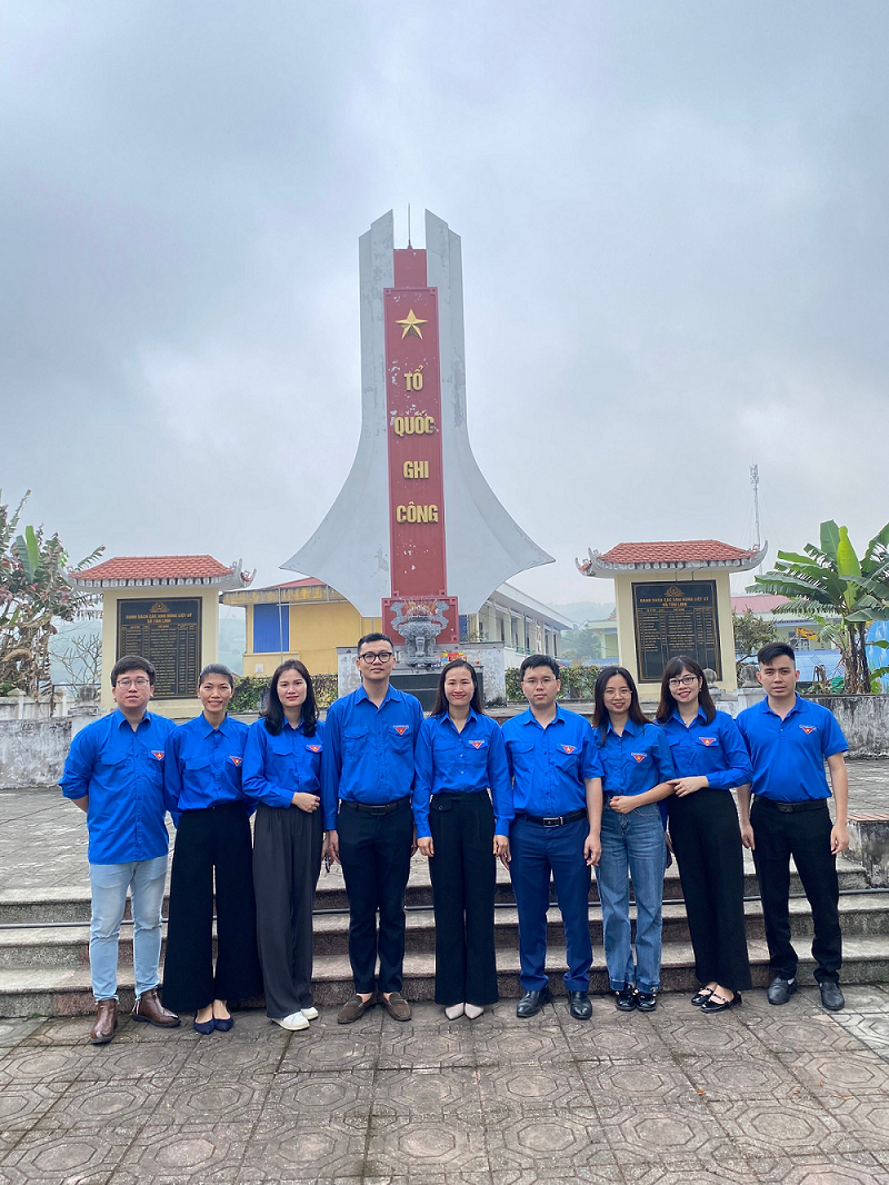 Triển khai hoạt động Tháng Thanh niên - Xung kích tình nguyện vì cuộc sống cộng đồng -0