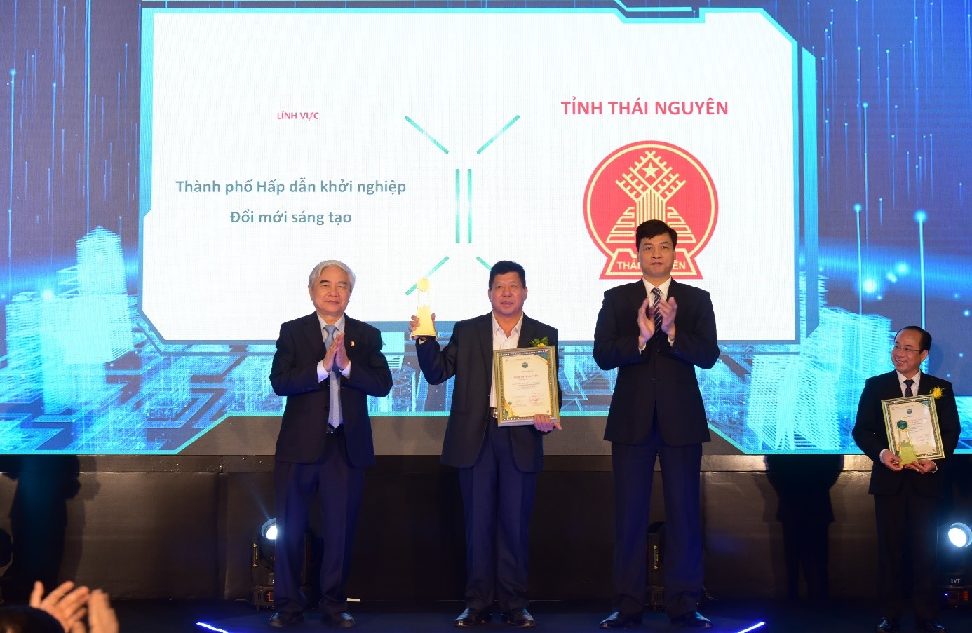 Tỉnh Thái Nguyên được vinh danh  “Thành phố hấp dẫn Khởi nghiệp Đổi mới Sáng tạo” năm 2021