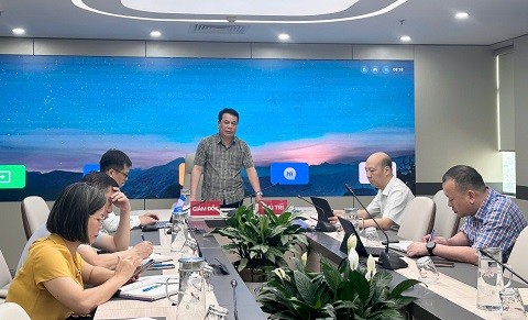 Anh-tin-bai