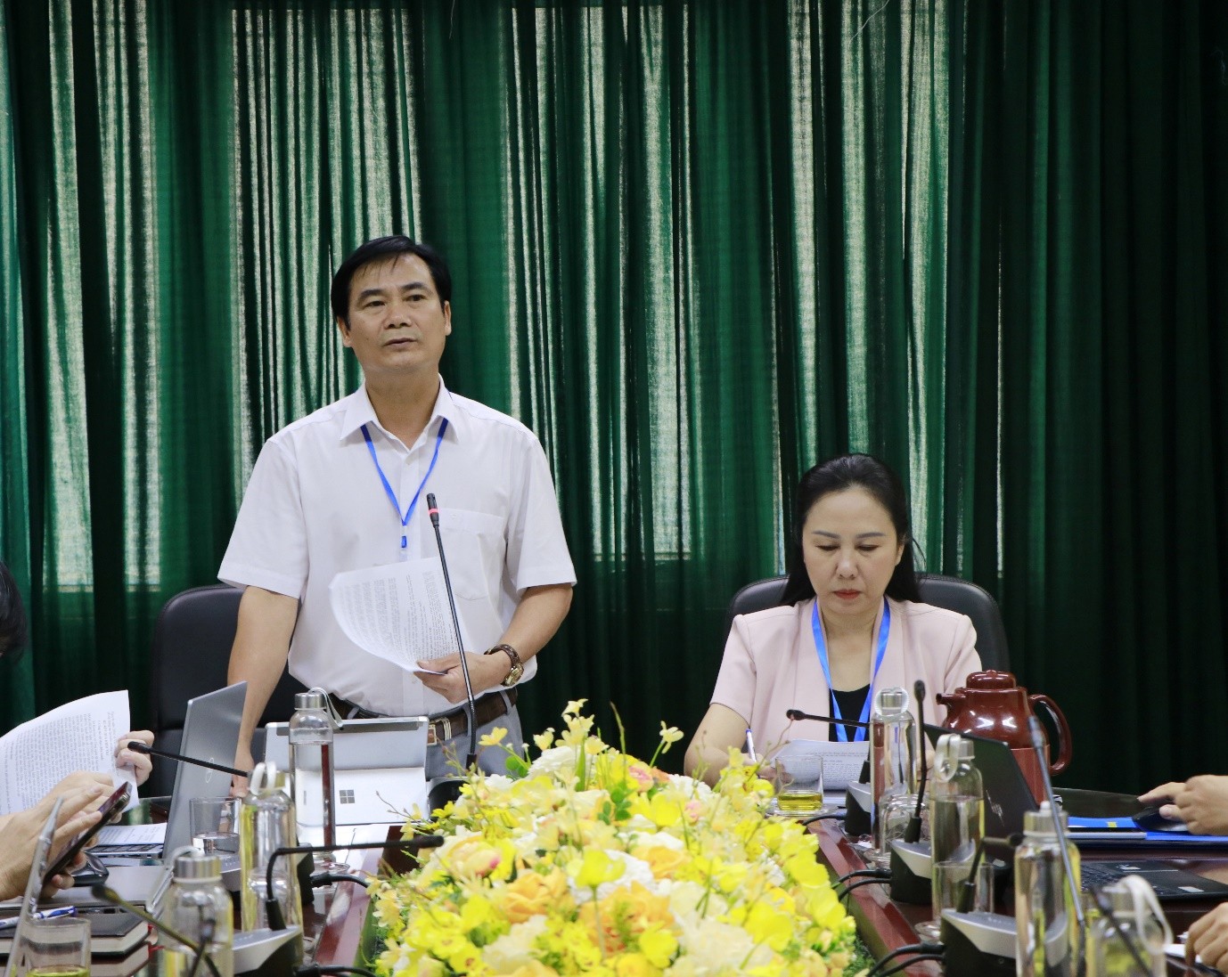 Anh-tin-bai