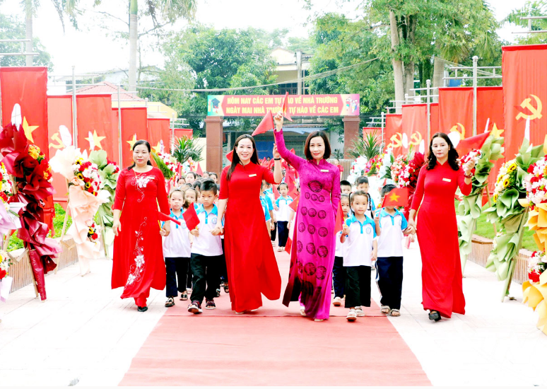 Ươm mầm tri thức, thắp sáng tương lai