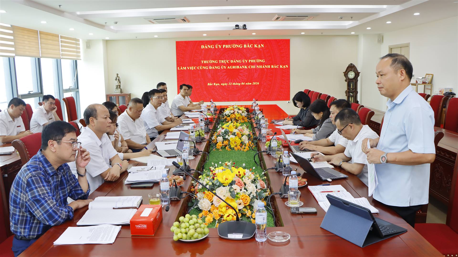 Thường trực Đảng ủy phường Bắc Kạn làm việc với Đảng ủy Agribank Chi nhánh Bắc Kạn