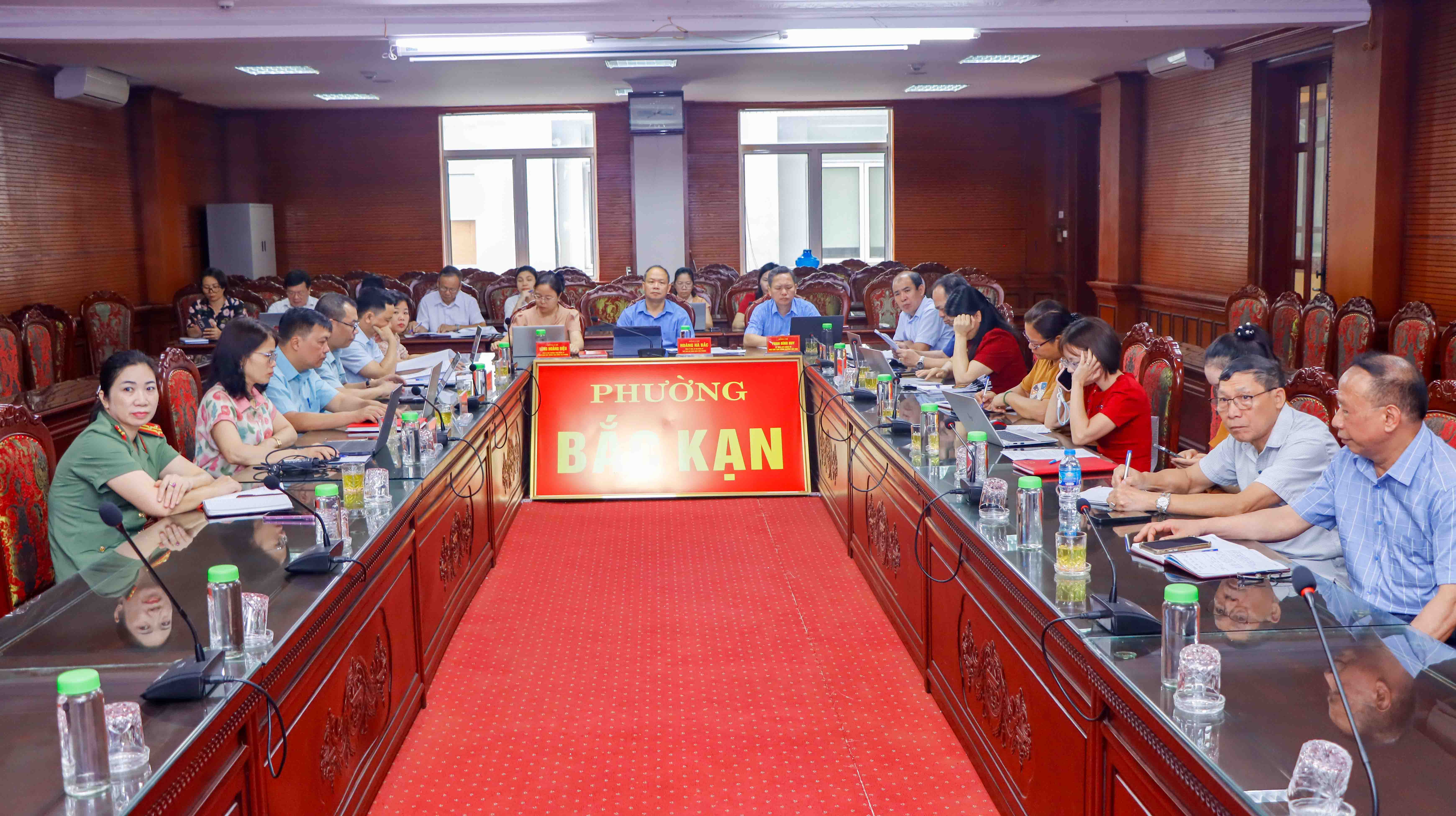 Hội nghị triển khai Tháng cao điểm khám sức khỏe định kỳ, khám sàng lọc miễn phí cho người dân trên địa bàn tỉnh Thái Nguyên.