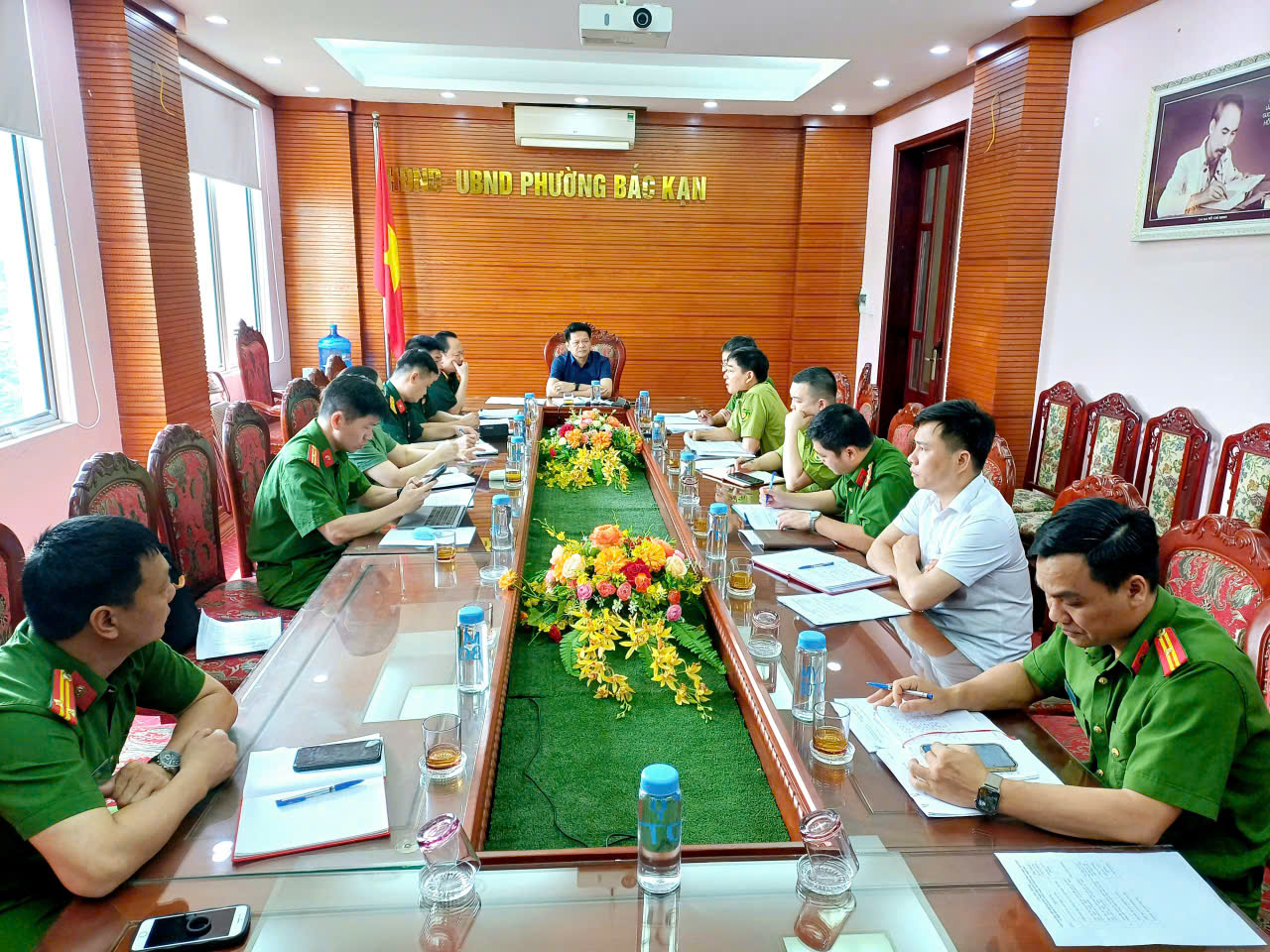 Anh-tin-bai